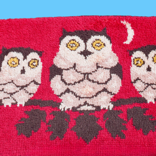 Vintage 1970s Handmade Latch Hooked Rug - Pink Owl Design by Pineapple Retro