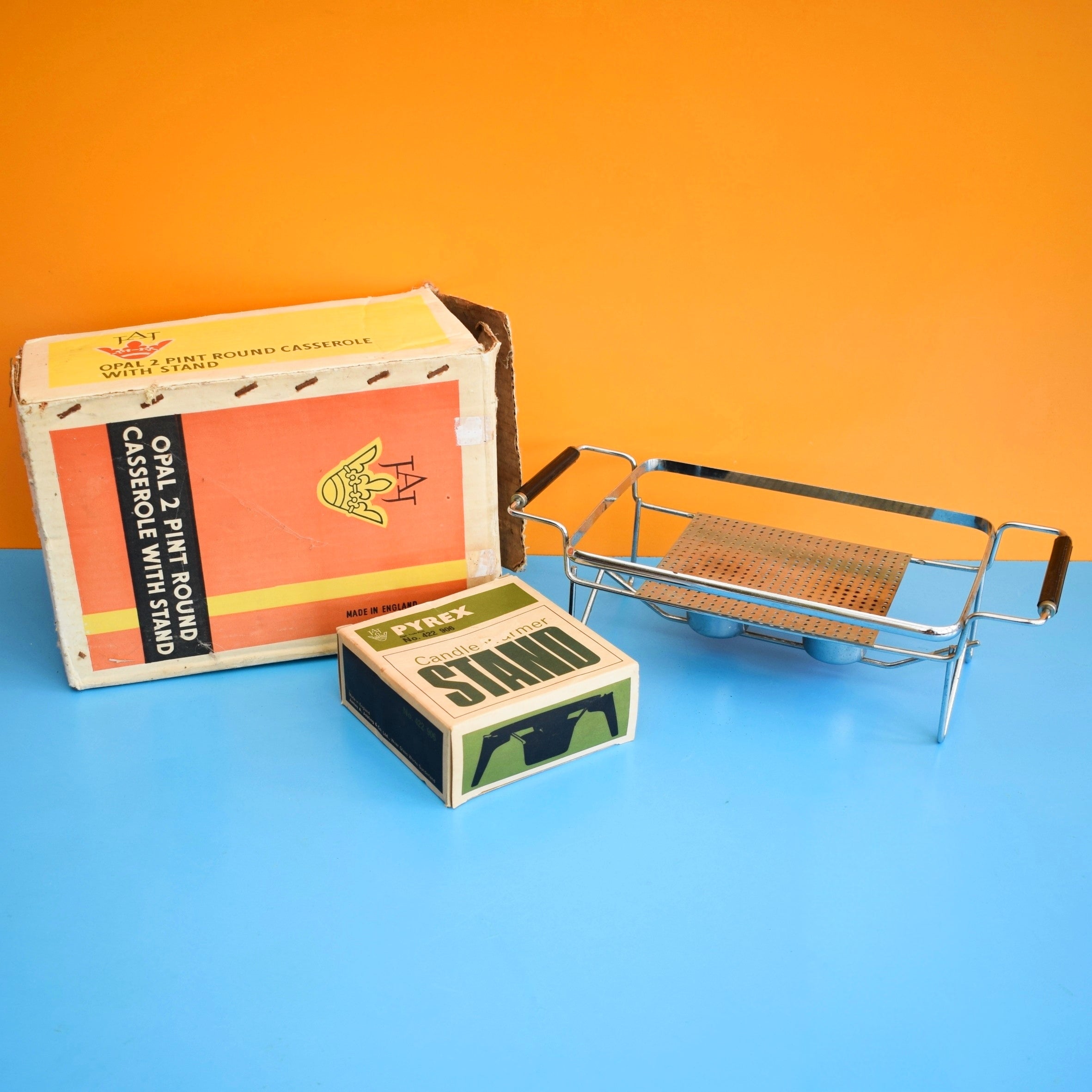 Pyrex Box Stand Vintage 1950s Pyrex Stands/ Fiesta Box – Pineapple Retro