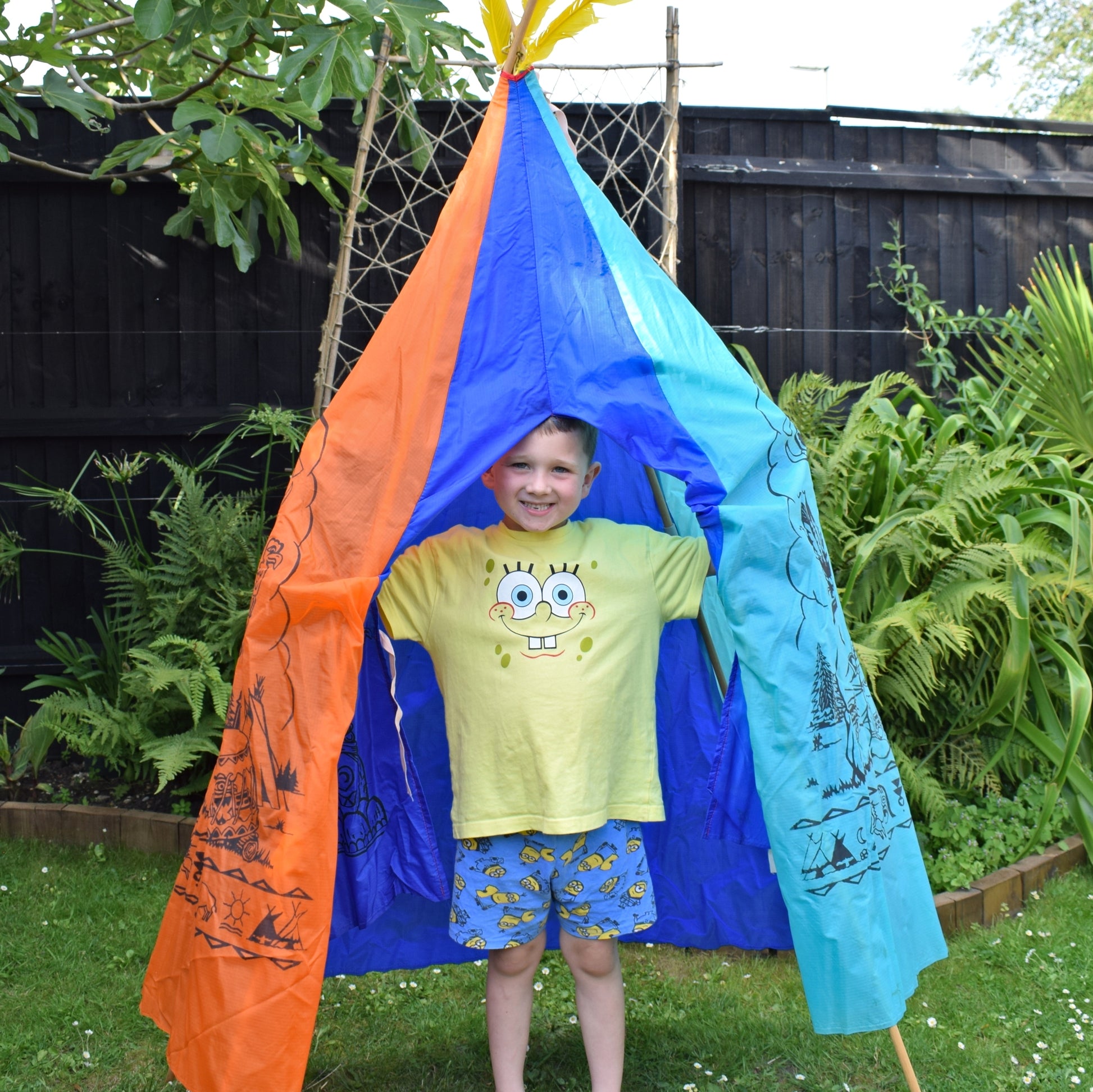 Vintage 1970s Play Wigwam/ TeePee Tent / Wendy House - Dekker Ltd by Pineapple Retro