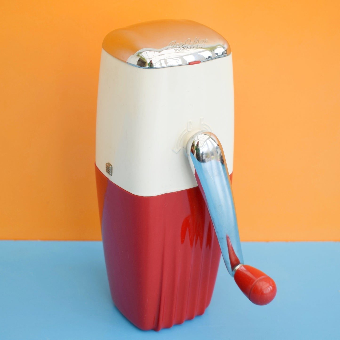 Vintage 1950s Ice O Mat - Ice Crusher - Red