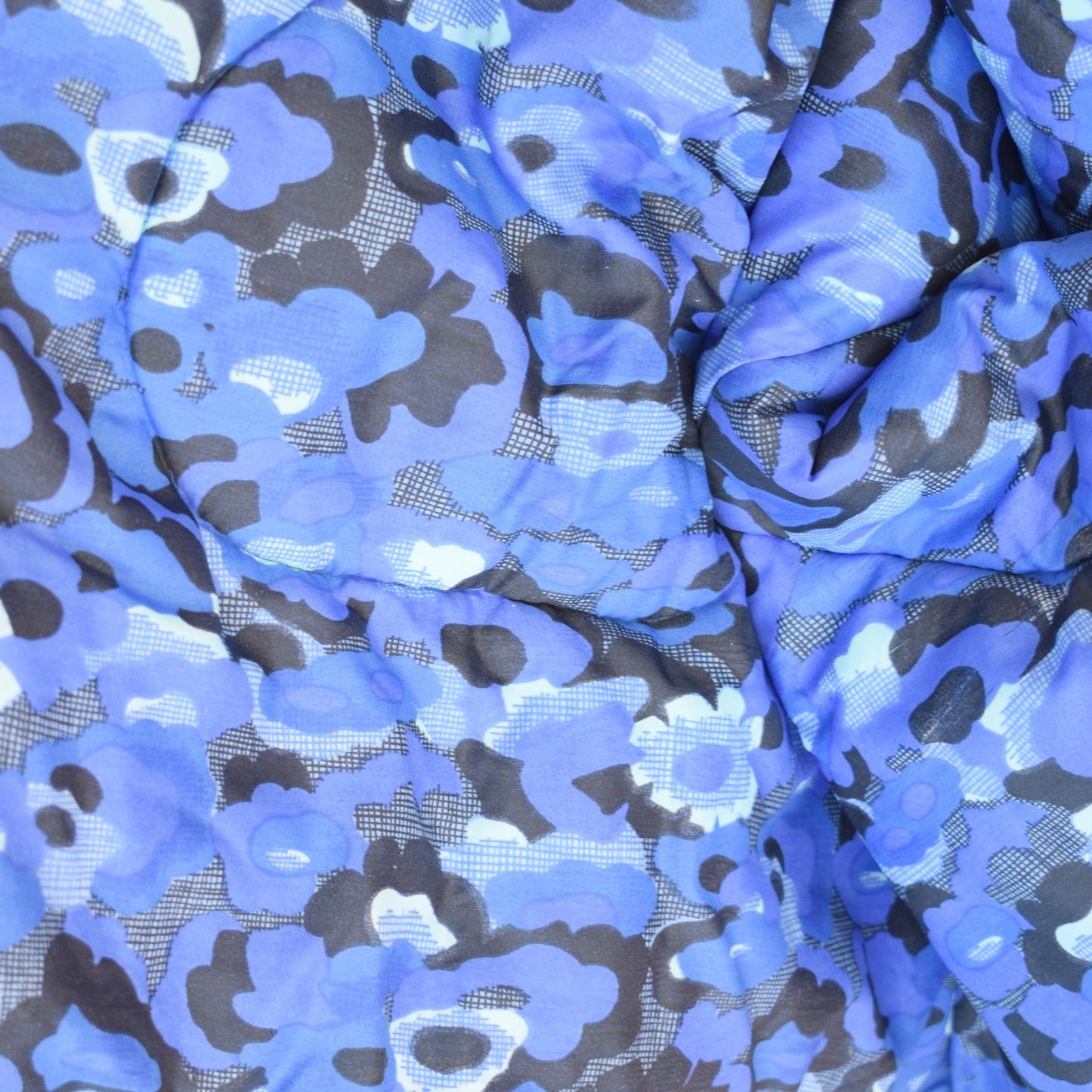 Vintage 1960s Sleeping Bags - Blue Splodge Flowers