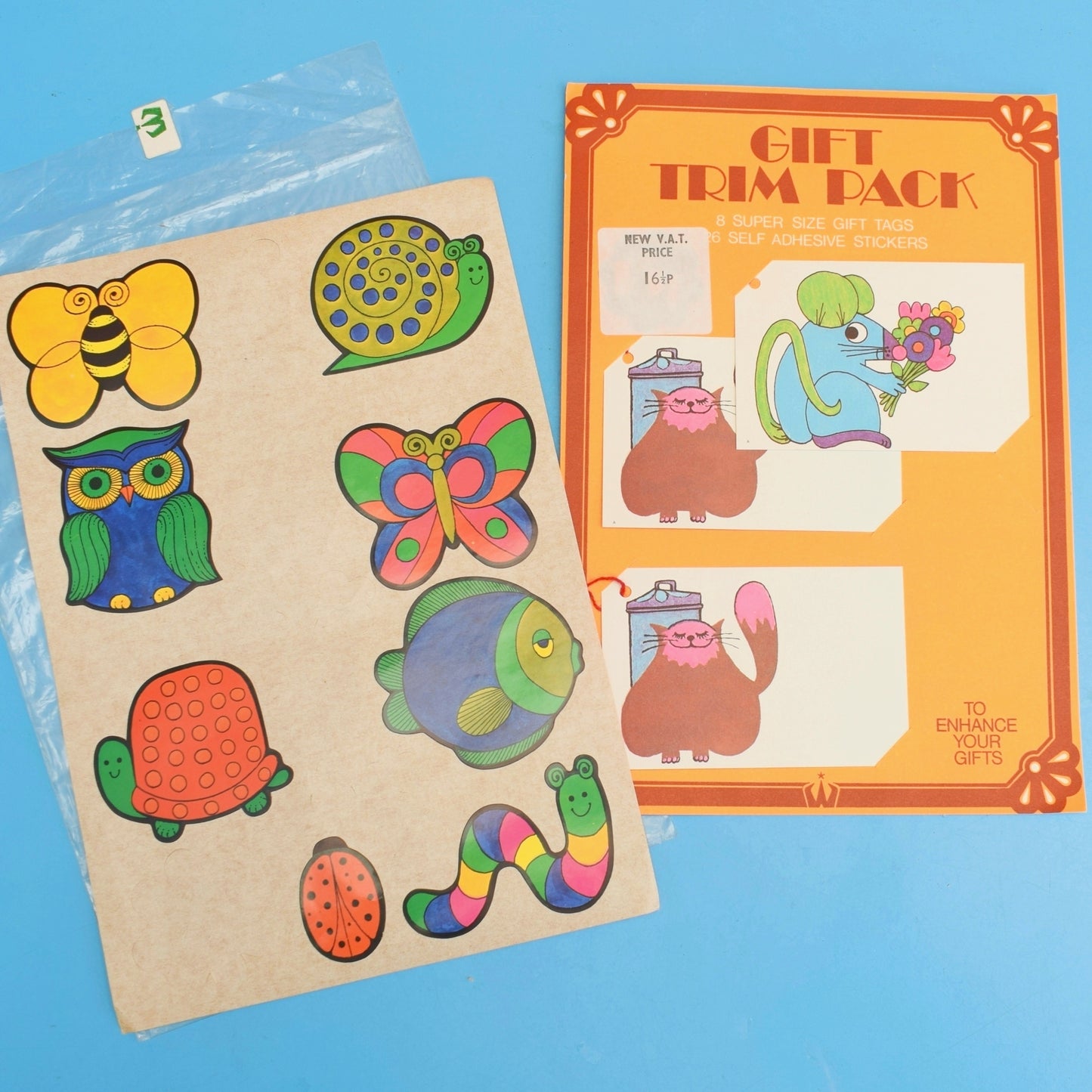 Vintage 1970s Gift Trim Pack - Stickers / Gift Tags - Amazing Animals