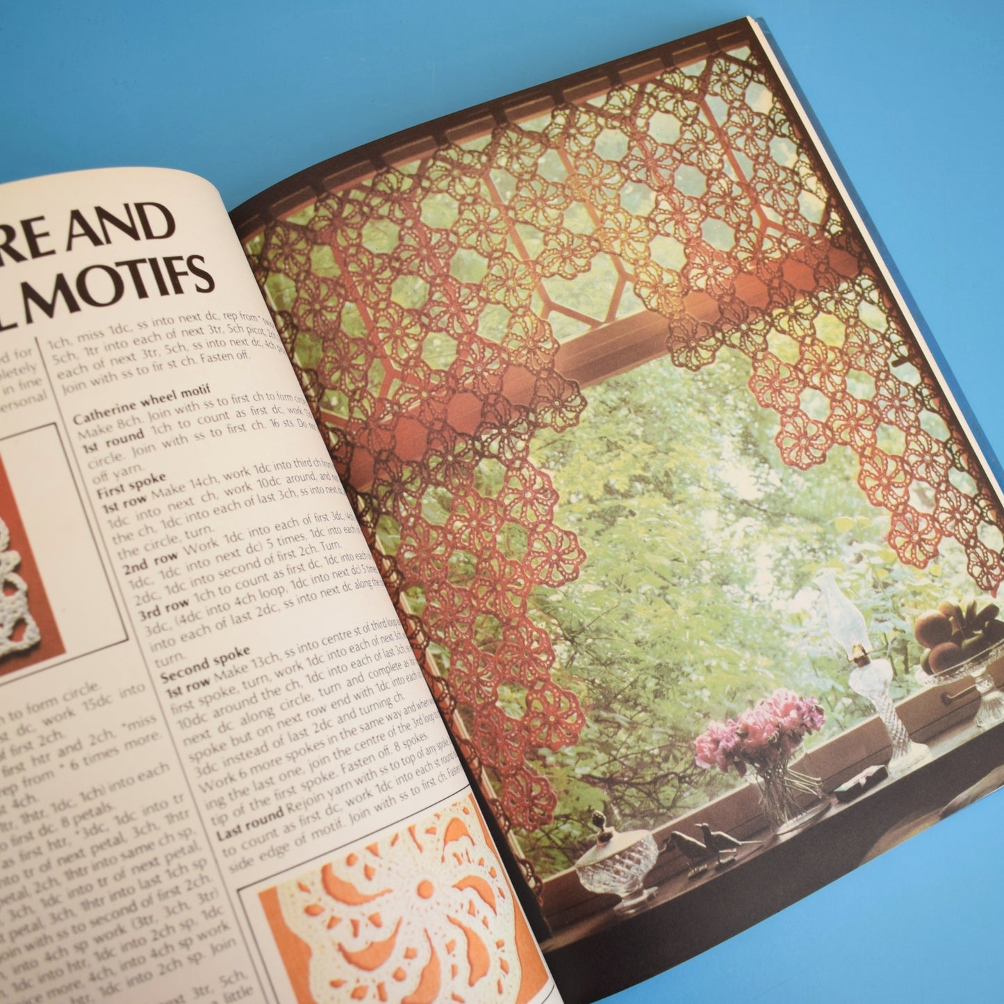 Vintage 1980s Book - Complete Guide To Crochet