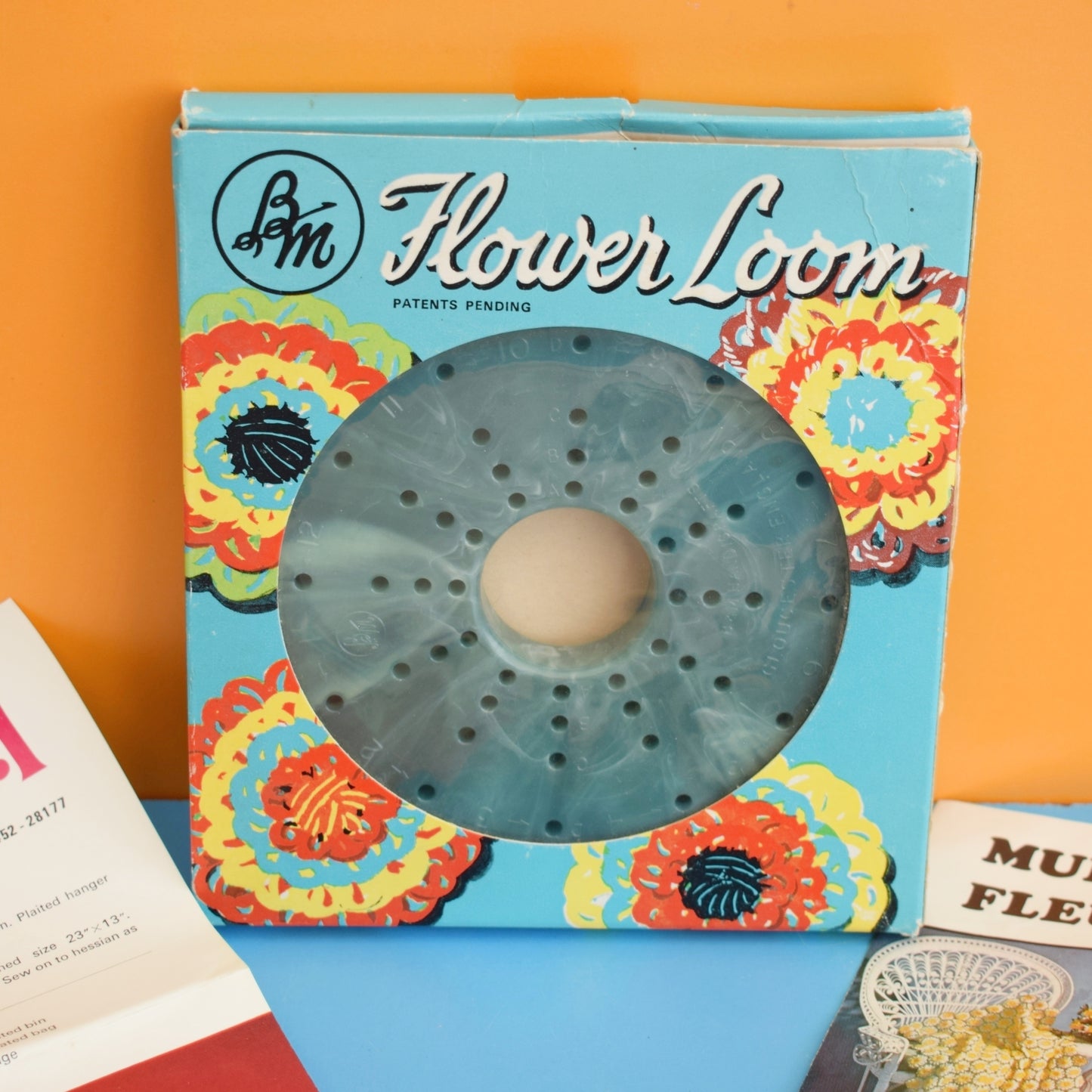 Vintage 1970s Flower Loom & Instructions/ Ideas - Boxed