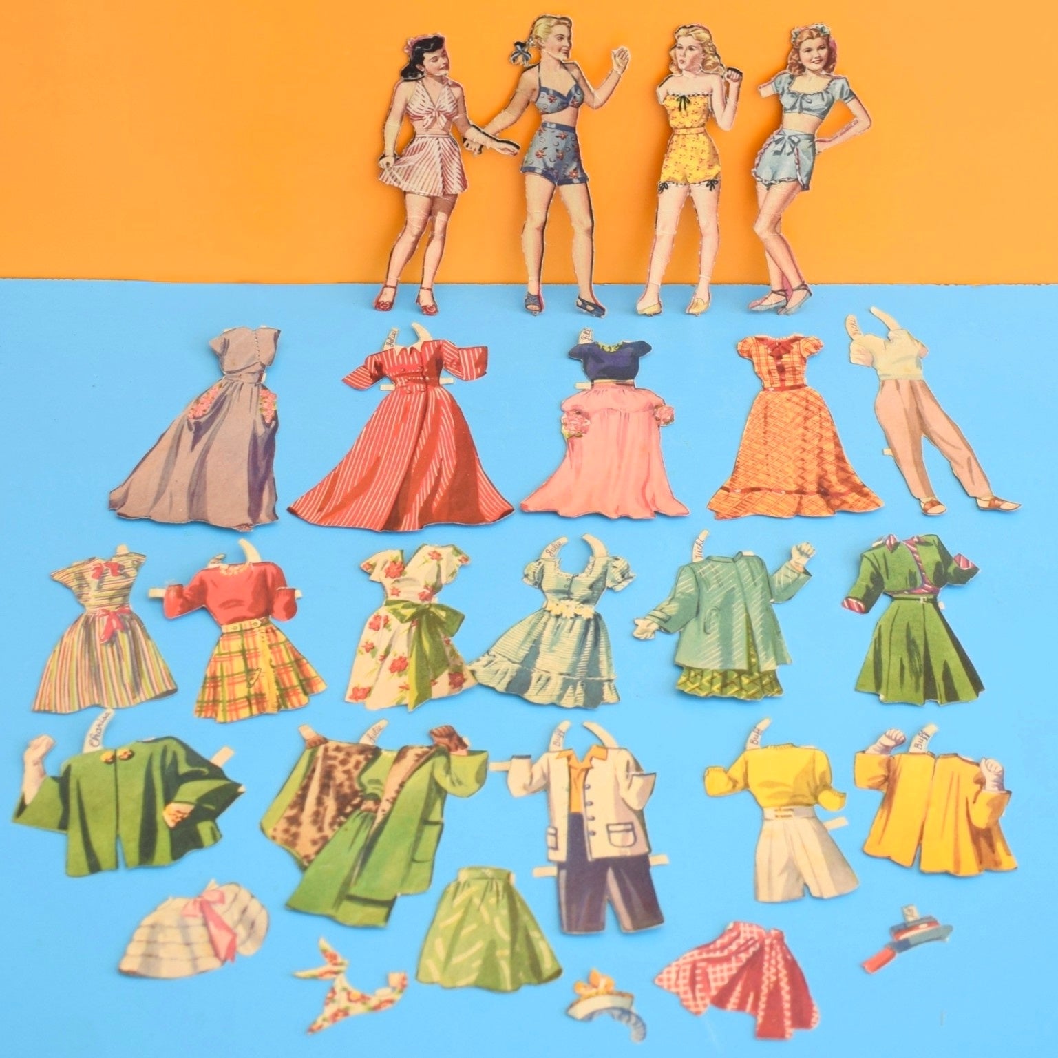Vintage 1950s Cut Out & Dress Paper Dolls / Outfits – Pineapple Retro