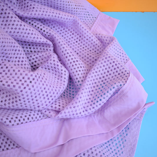 Vintage 1960s Cellular Blanket / Throw - Vibrant Lilac