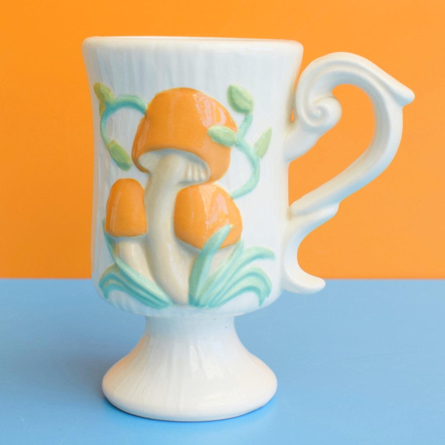 Vintage 1980s Toadstool Canister / Mugs - Golden - Arnels - American by Vintage