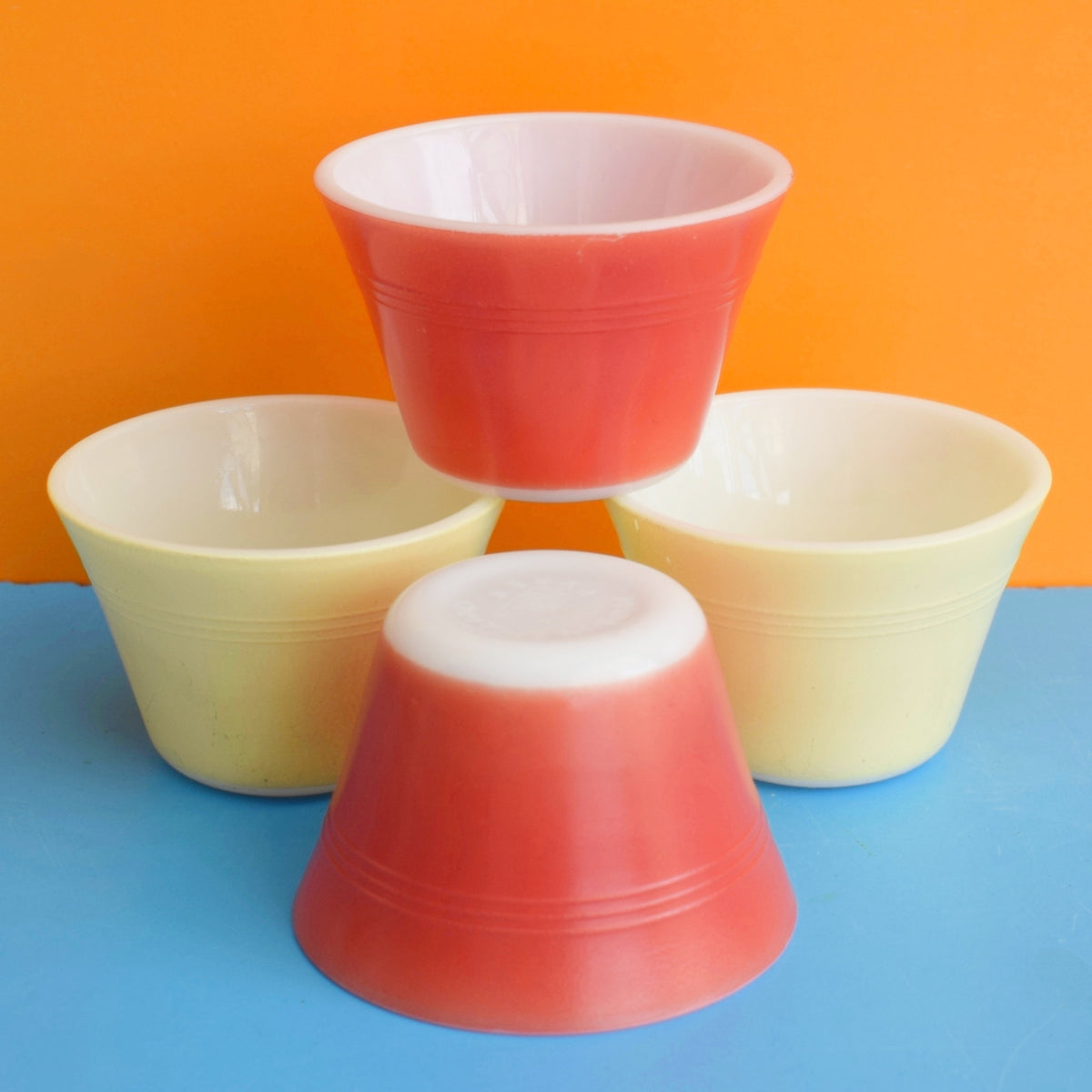 Pyne Cups Vintage Pyrex Custard Cups - Lemon & Pale Pink – Pineapple Retro