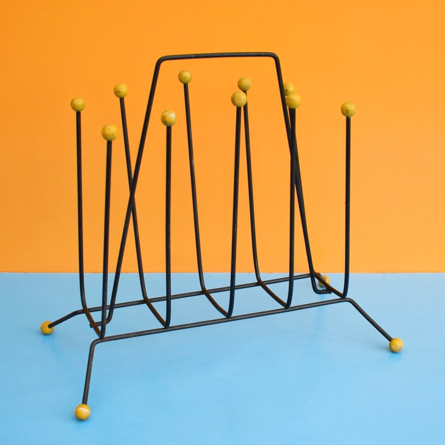 Vintage 1950s Atomic Ball Magazine Rack - Yellow & Black