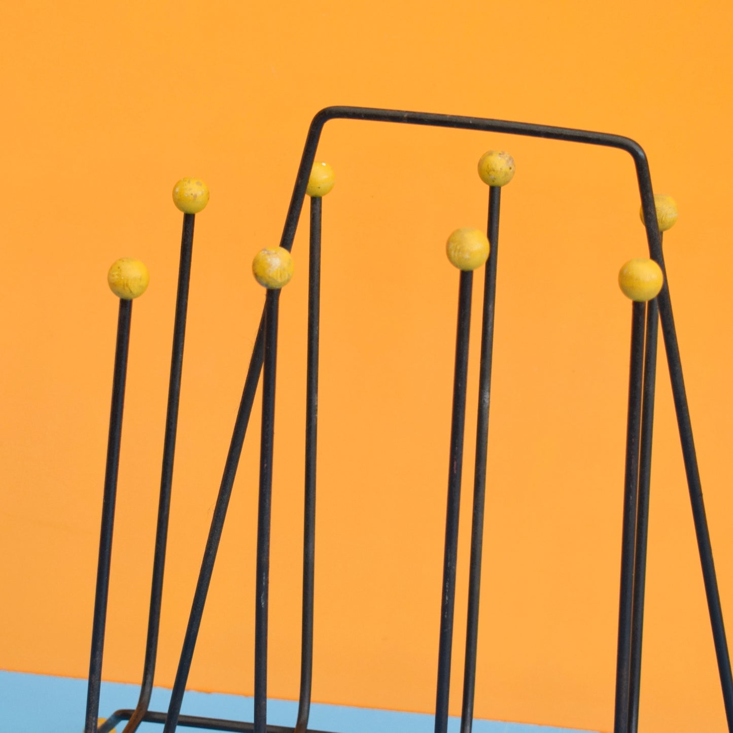 Vintage 1950s Atomic Ball Magazine Rack - Yellow & Black