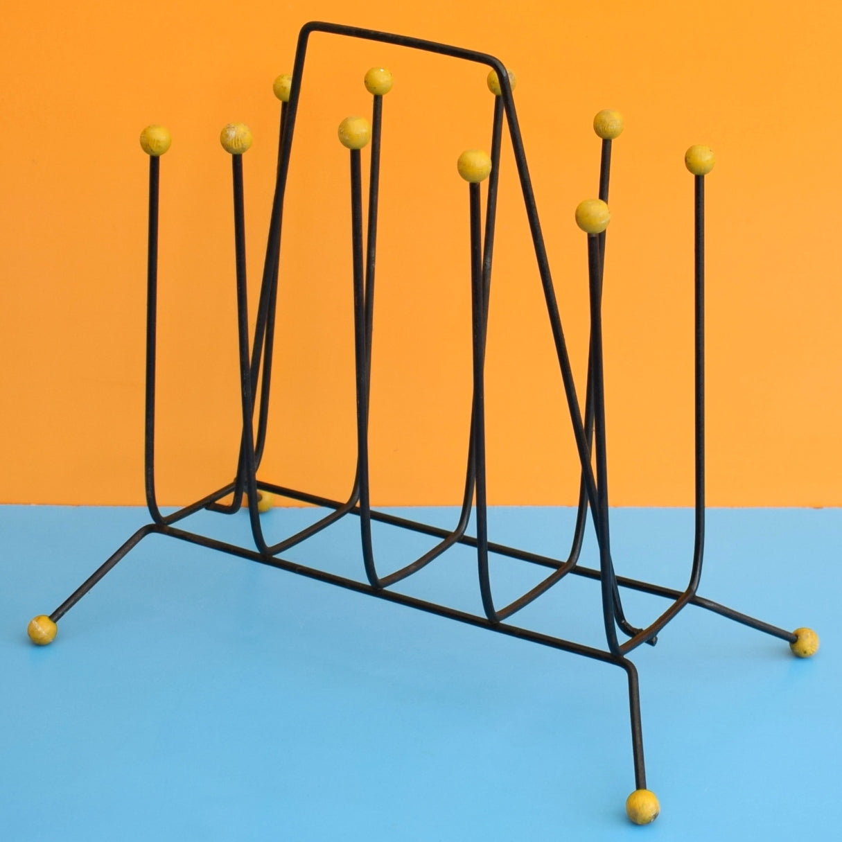 Vintage 1950s Atomic Ball Magazine Rack - Yellow & Black