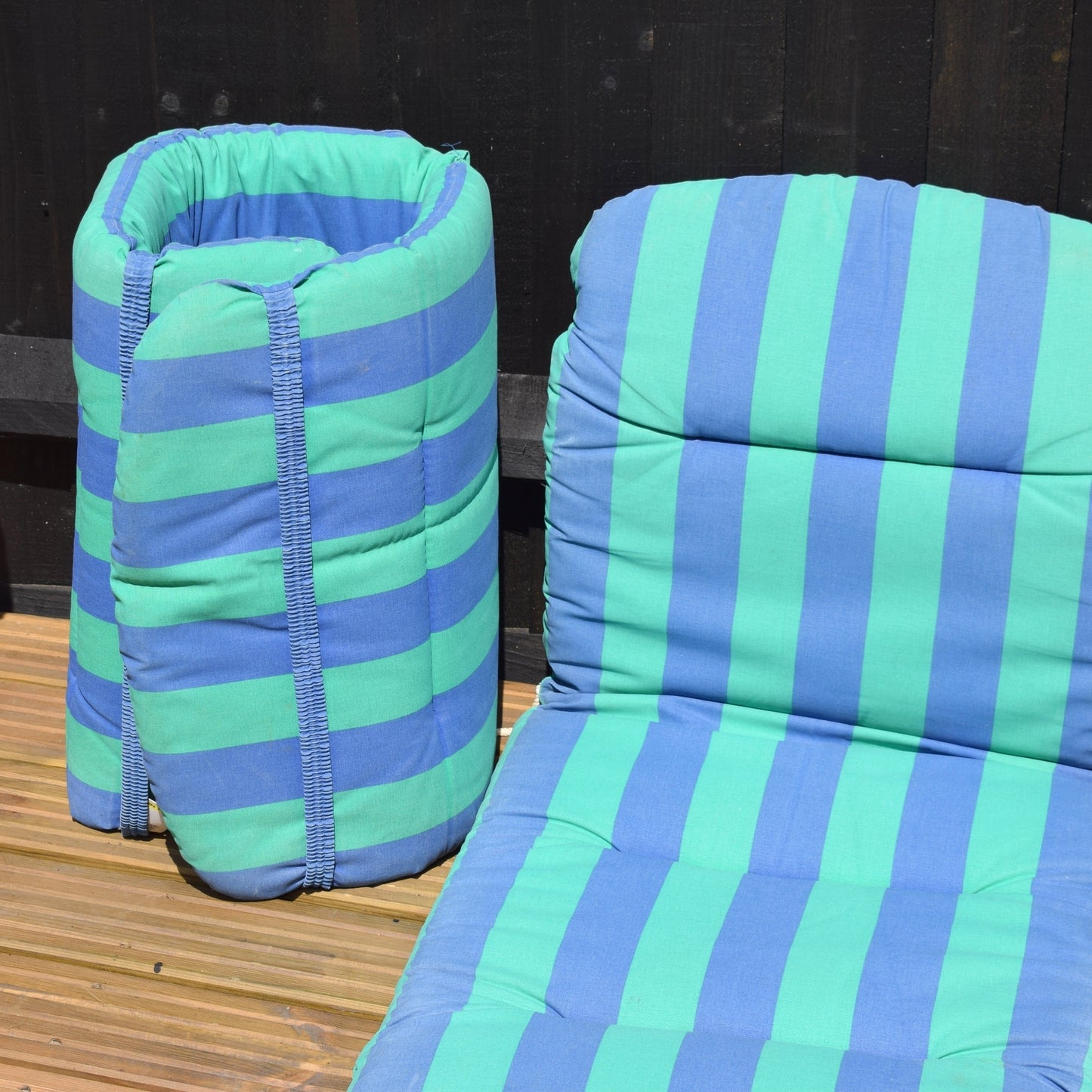 Vintage 1980s Garden Chair / Lounger Cushions - Striped Blue & Green