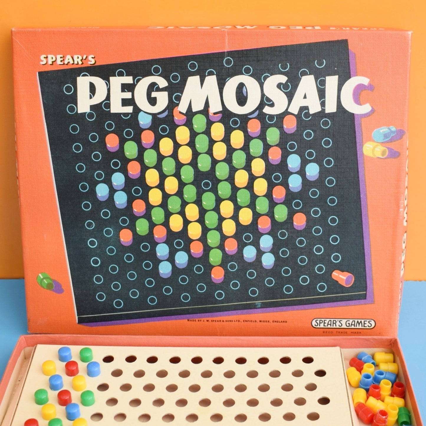 Vintage 1970s Spears Game - Peg Mosaic