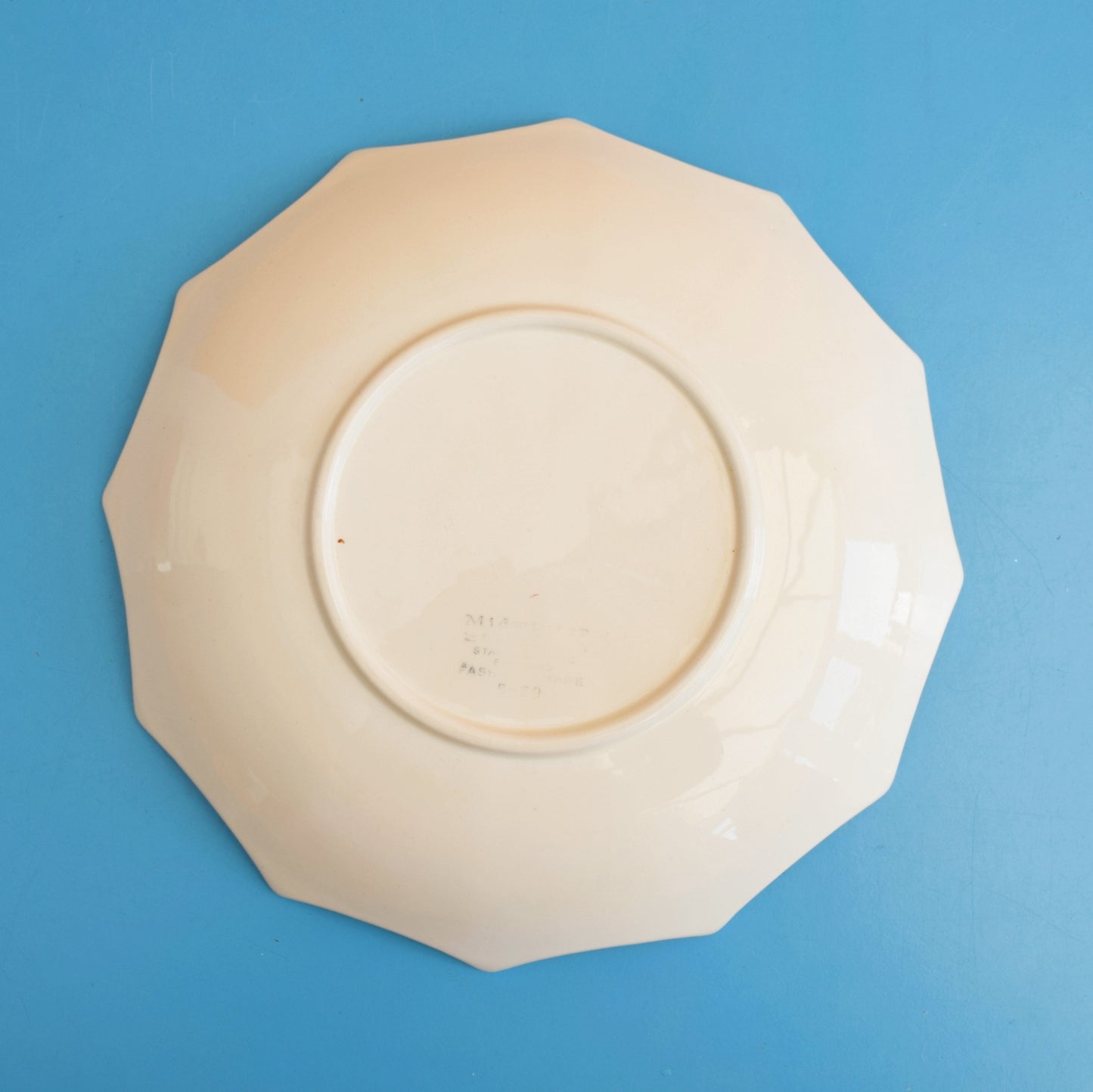 Vintage 1950s Midwinter Umbrella Cake Plate - Yellow by Vintage