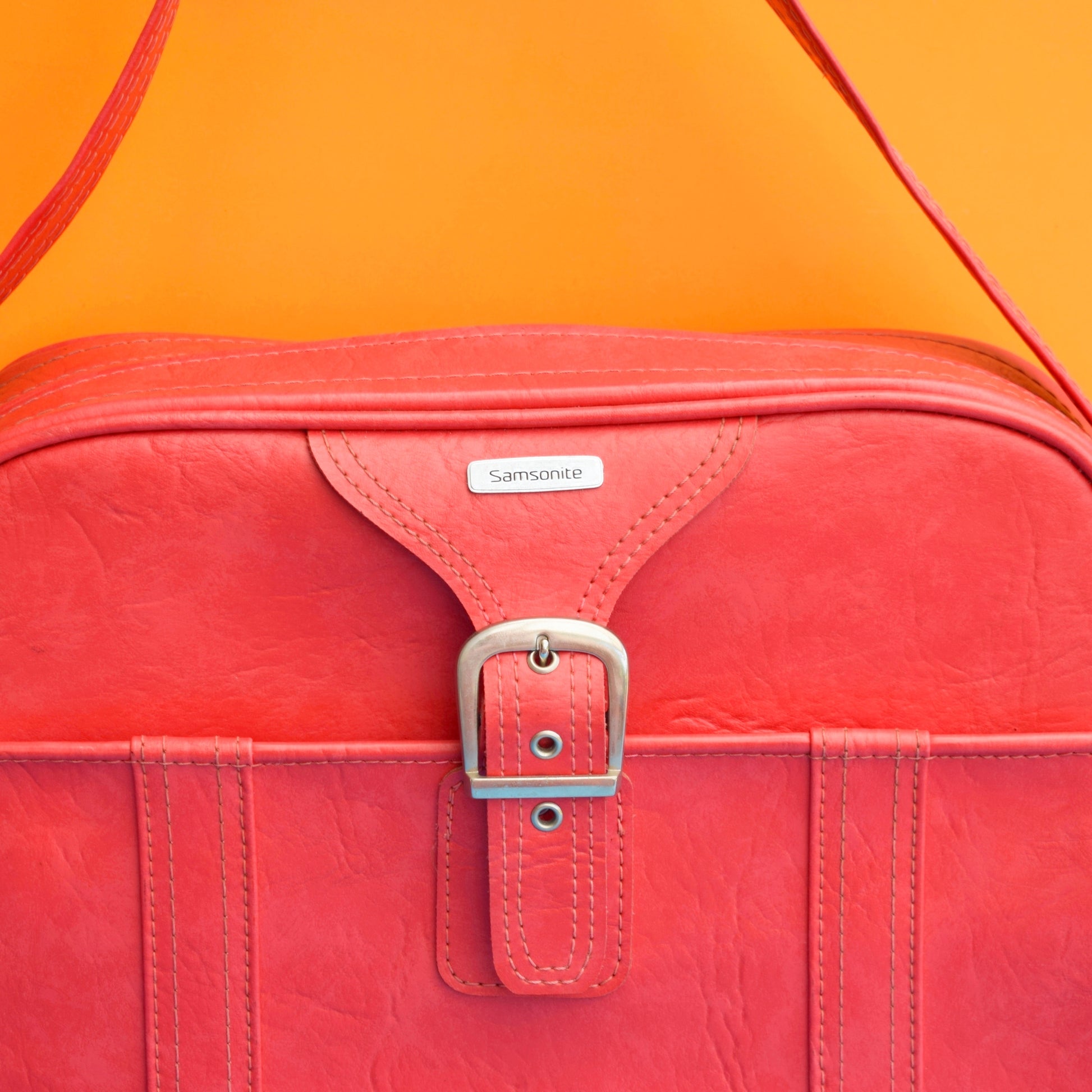 Vintage 1970s Vinyl Shoulder Bag / Hand Luggage - Samsonite - Raspberry Pink by Pineapple Retro