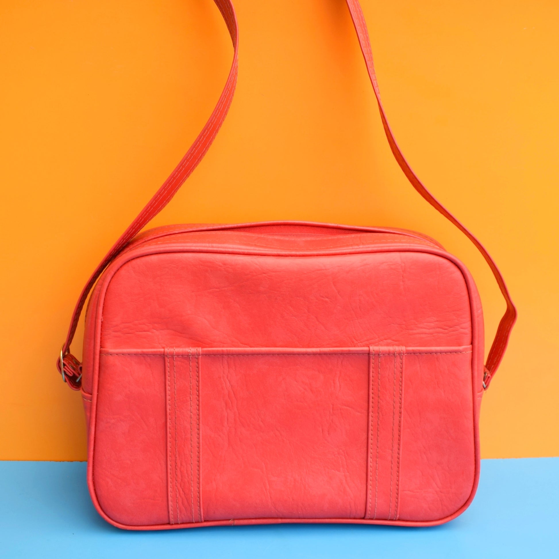 Vintage 1970s Vinyl Shoulder Bag / Hand Luggage - Samsonite - Raspberry Pink by Pineapple Retro