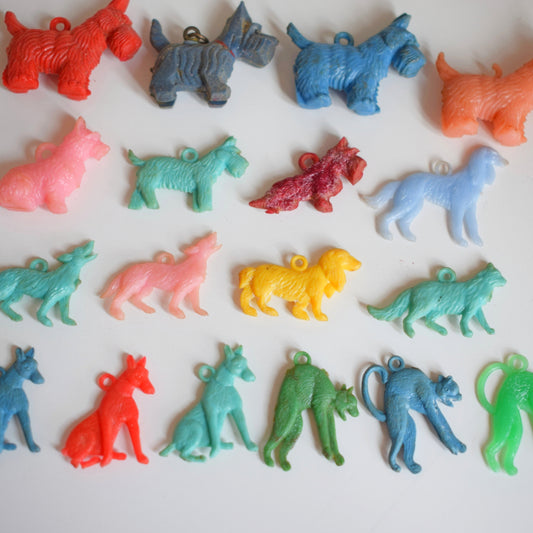 Vintage 1950s Fun Plastic Cracker Charms x110