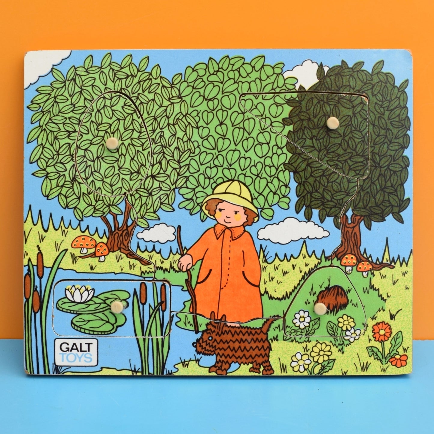 Vintage 1970s Wooden / Melamine Jigsaw Puzzles - Galt - Beach / Park