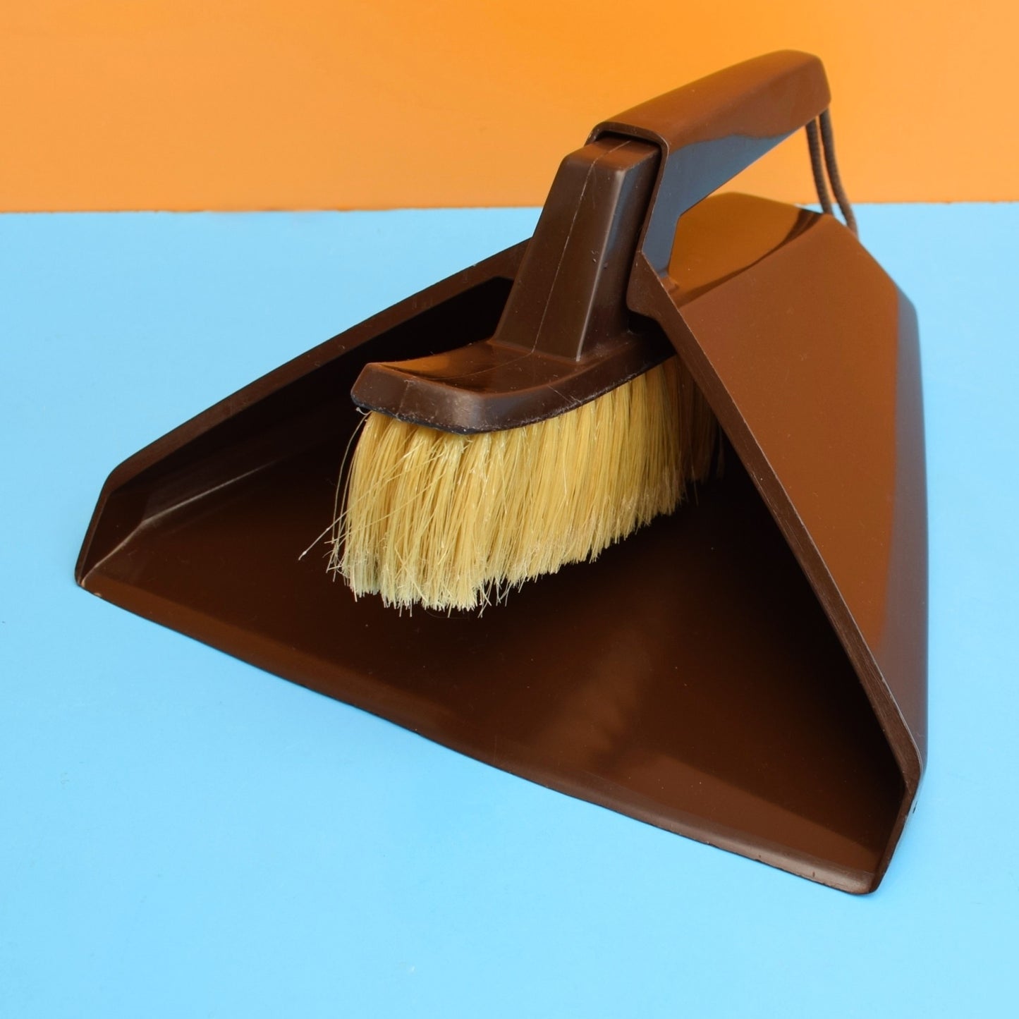 Vintage 1970s Dustpan & Brush - Brown - Triangular