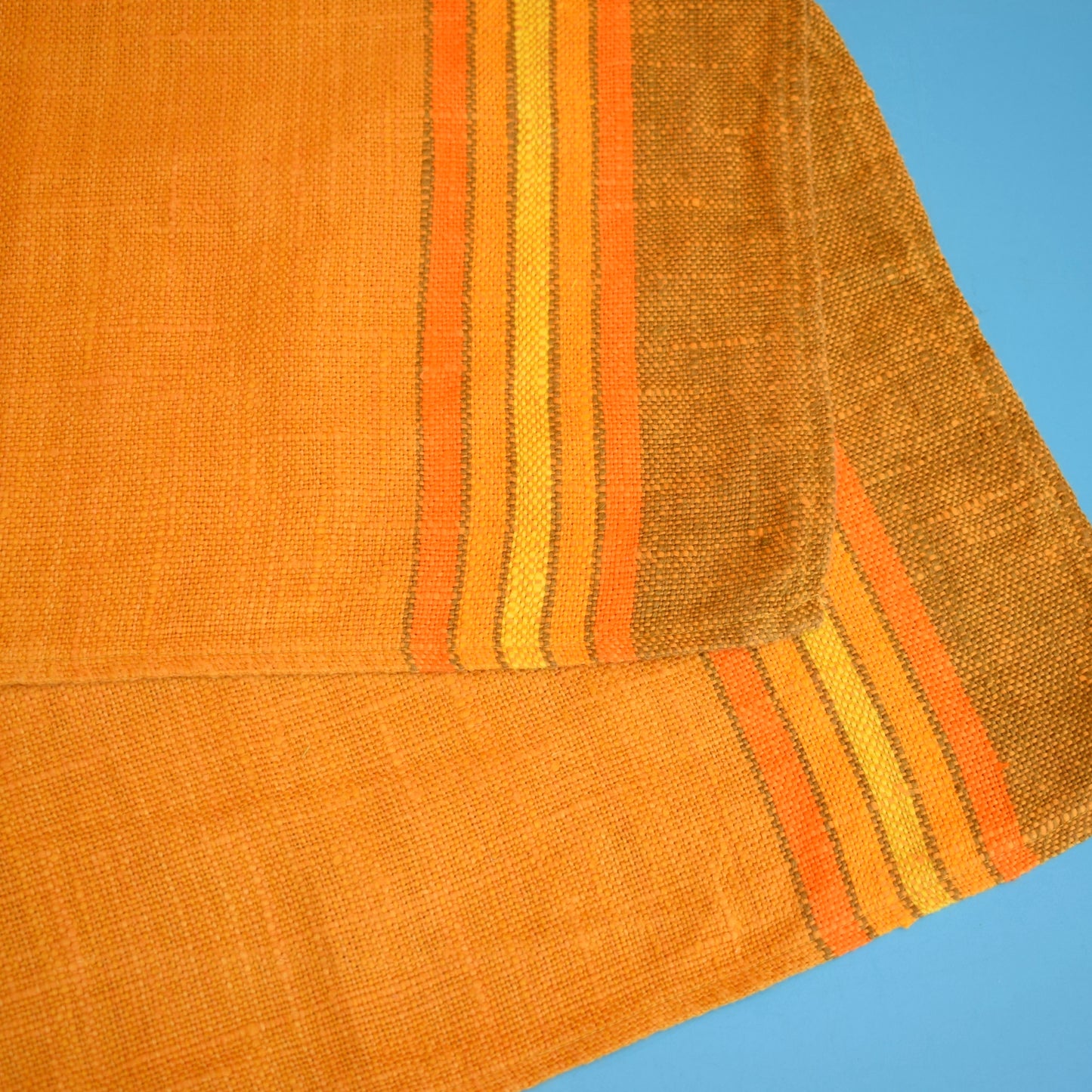 Vintage 1960s Napkins / Placemats - Flowers / Pineapples - Orange