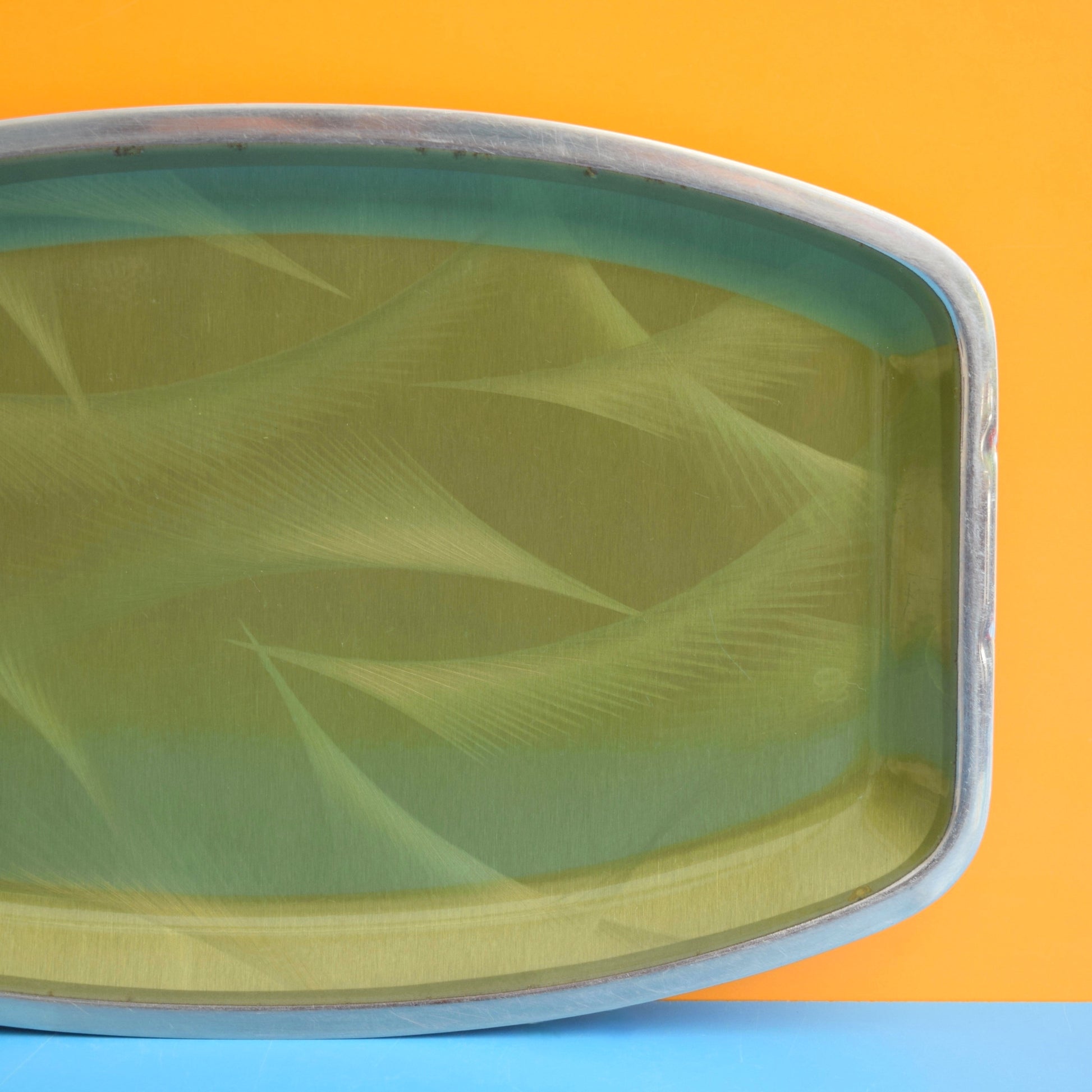 Vintage 1950s Feather Enamel Tray - Cathrineholm of Norway - Olive Green by Vintage