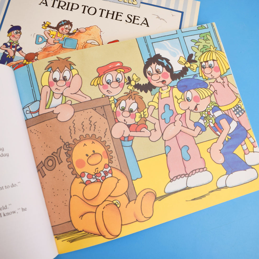 Vintage 1980s Books - The Raggy Dolls x4 – Pineapple Retro