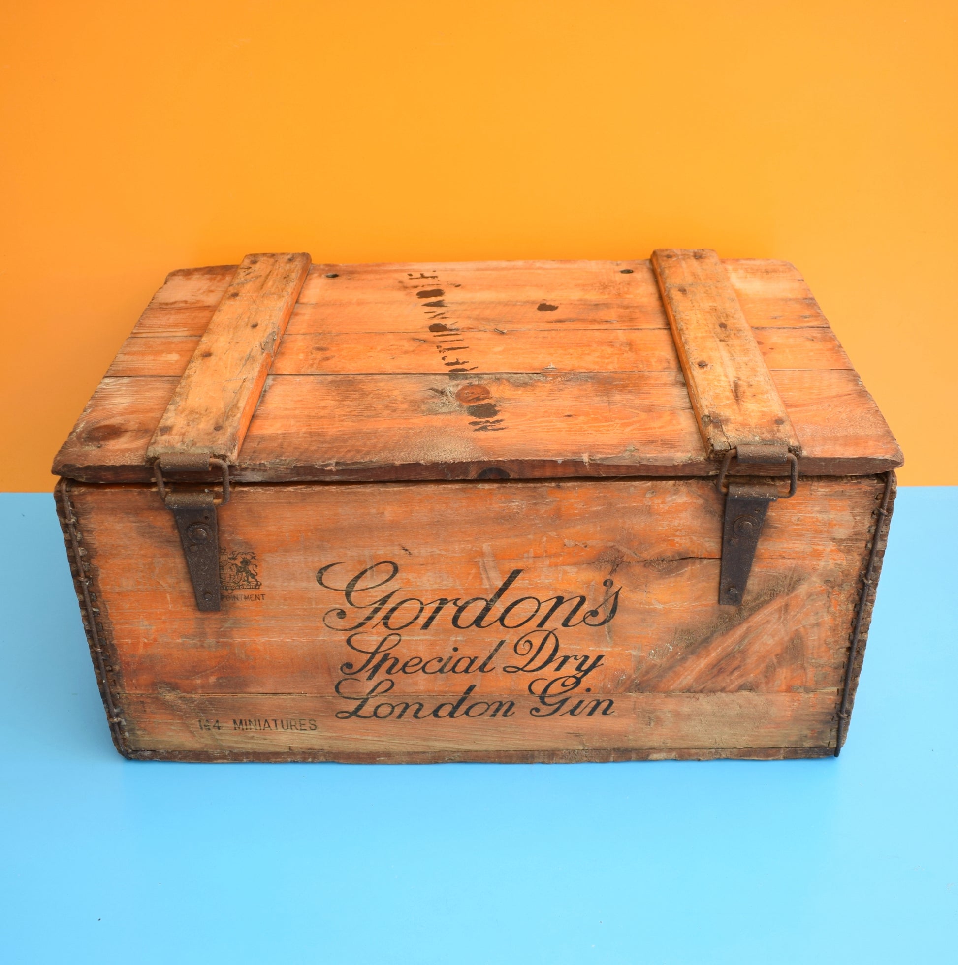 Vintage 1950s Large Wooden Crate / Box - Gordon's Special Dry London Gin . by Pineapple Retro