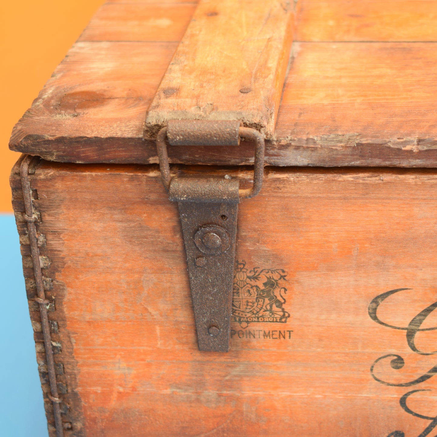 Vintage 1950s Large Wooden Crate / Box - Gordon's Special Dry London Gin . by Pineapple Retro