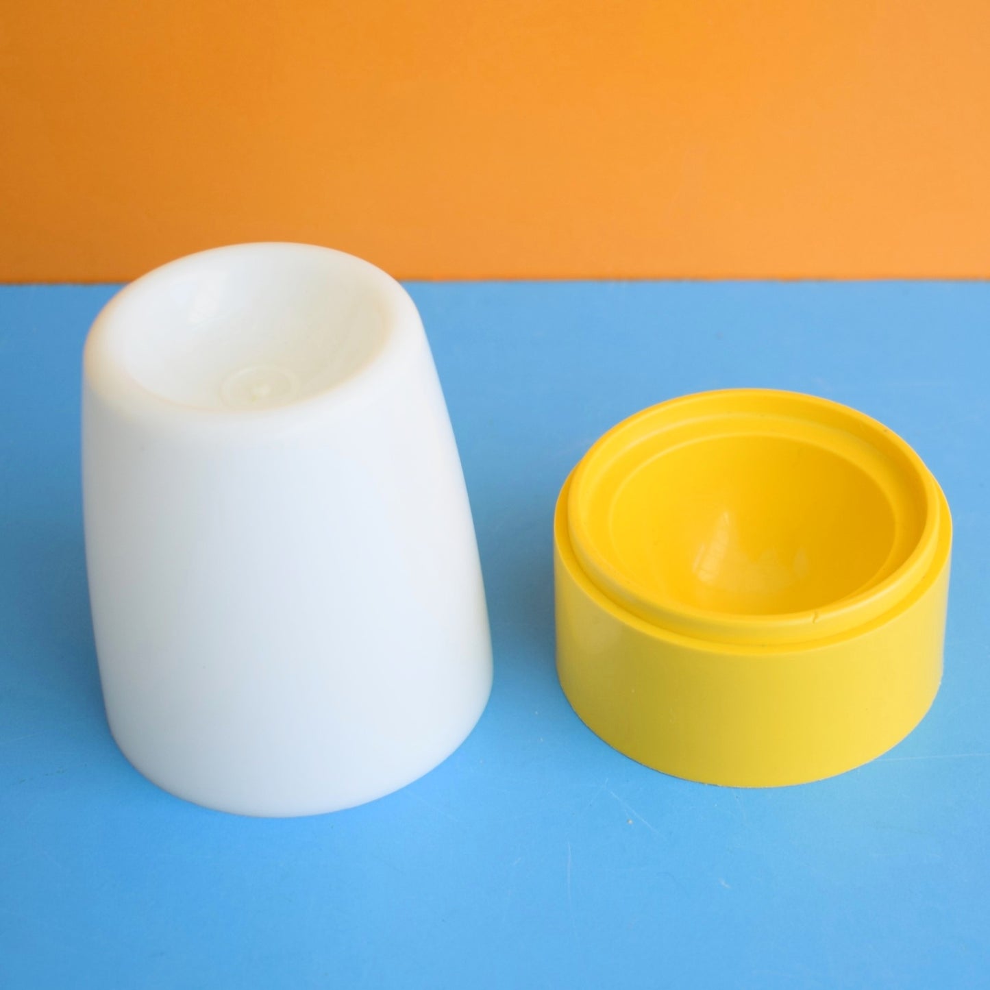 Vintage 1970s Tupperware Egg Cup & Cover - Yellow