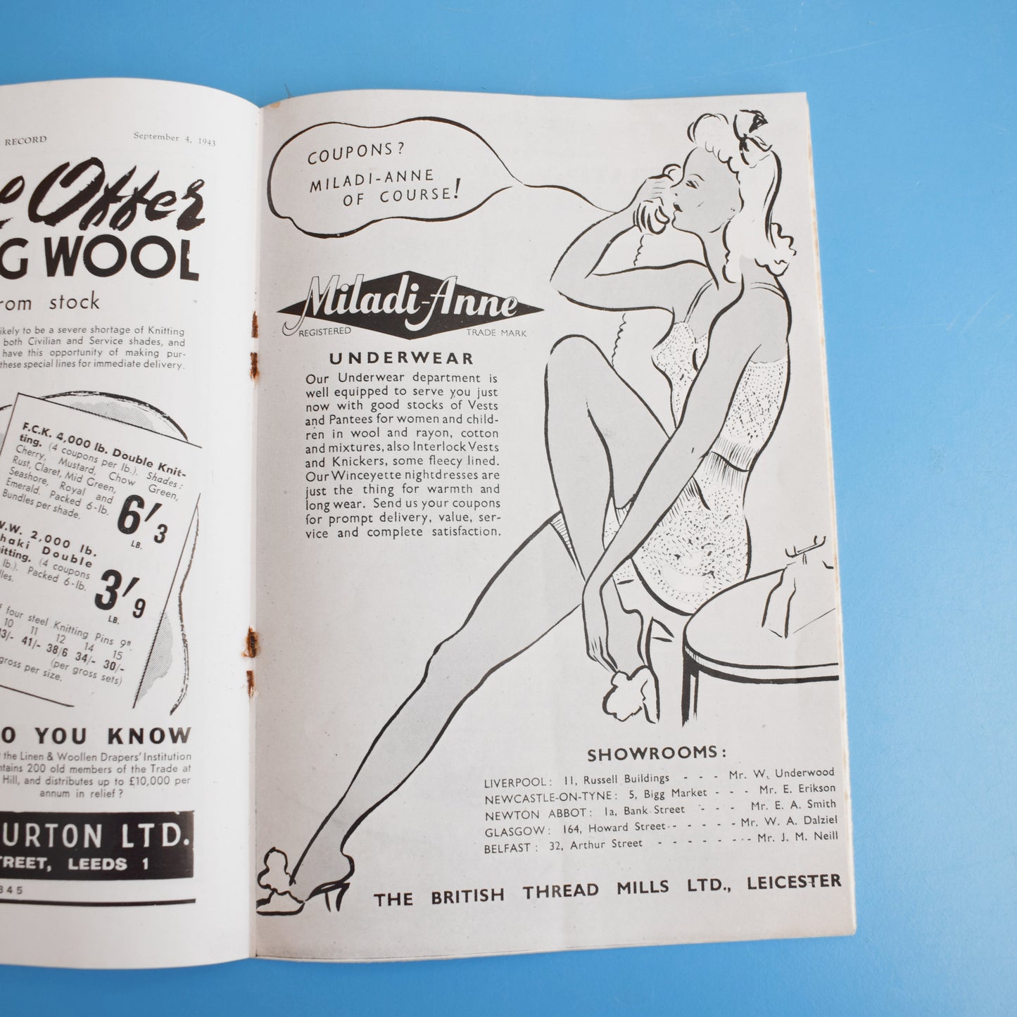 Vintage 1940s The Drapers' Record Magazine