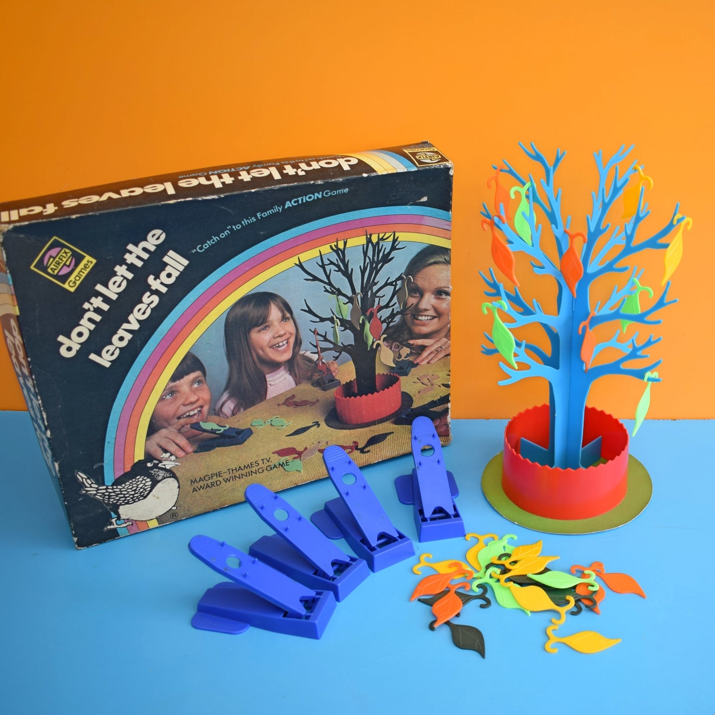 Vintage 1970s Game - Don't Let The Leaves Fall