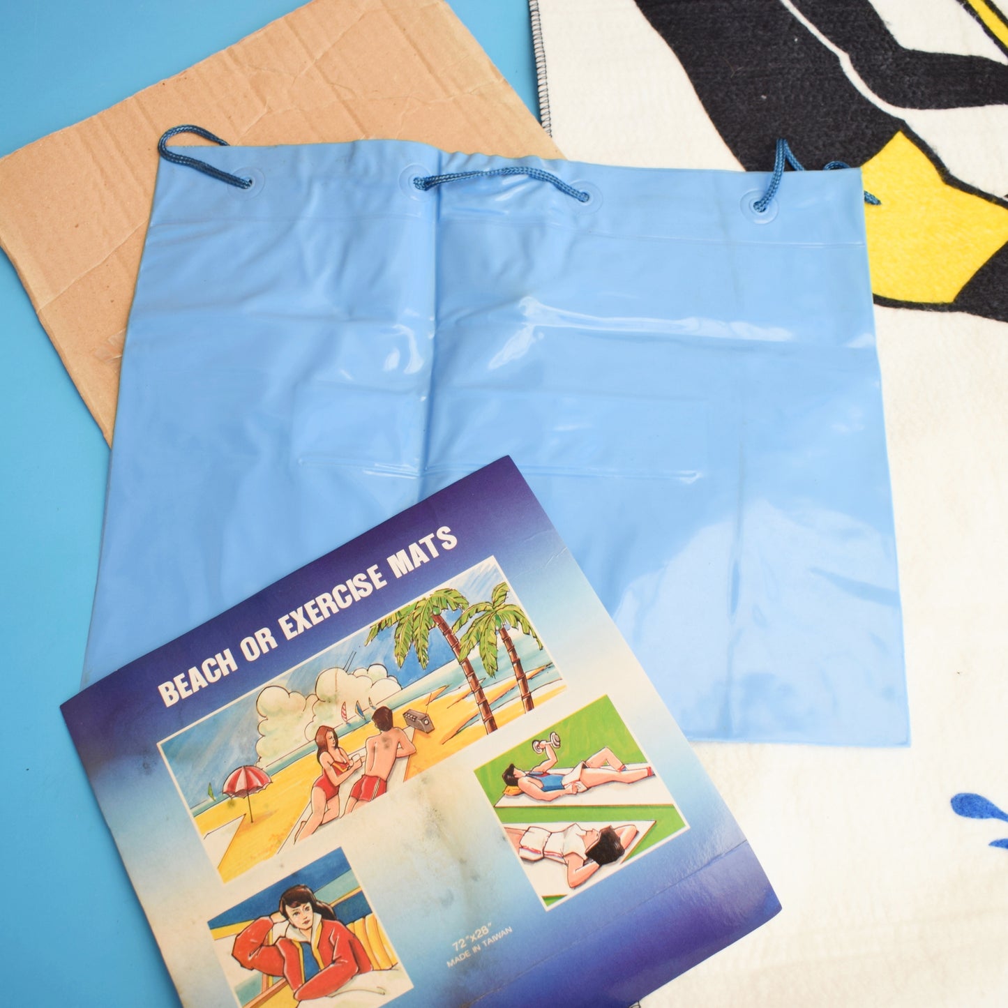 Vintage 1980s Beach / Exercise Mat - Unused by Pineapple Retro