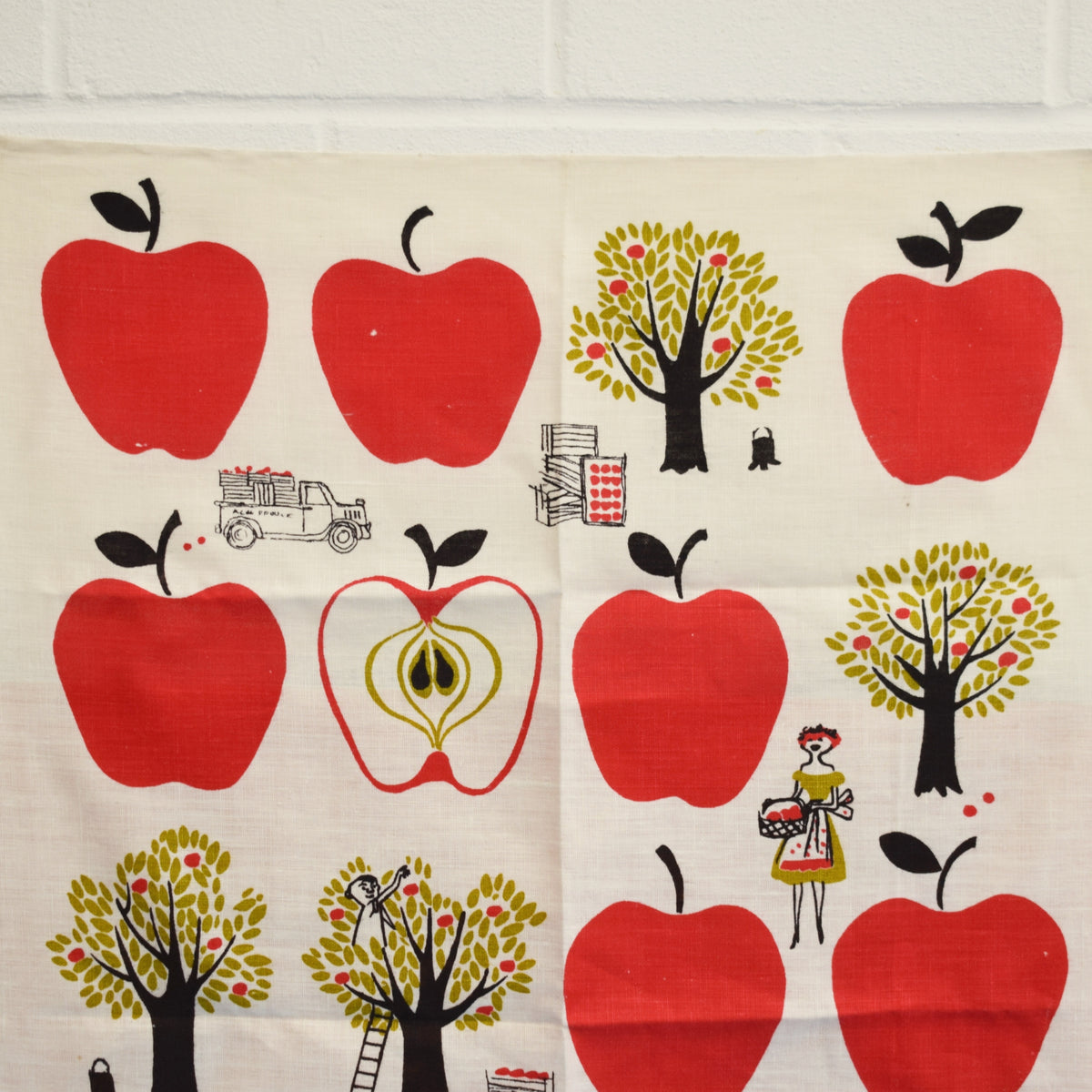 Vintage 1960s Tea Towel - Red apples- York Street by Vintage