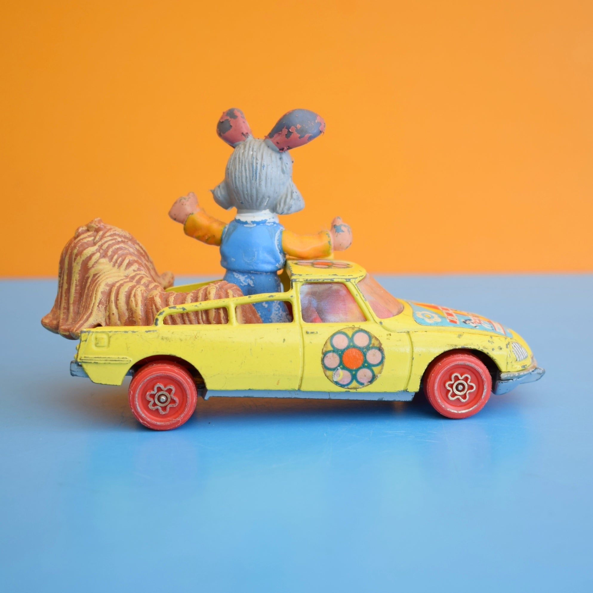 Vintage 1970s Corgi Magic Roundabout Citron Car – Pineapple Retro