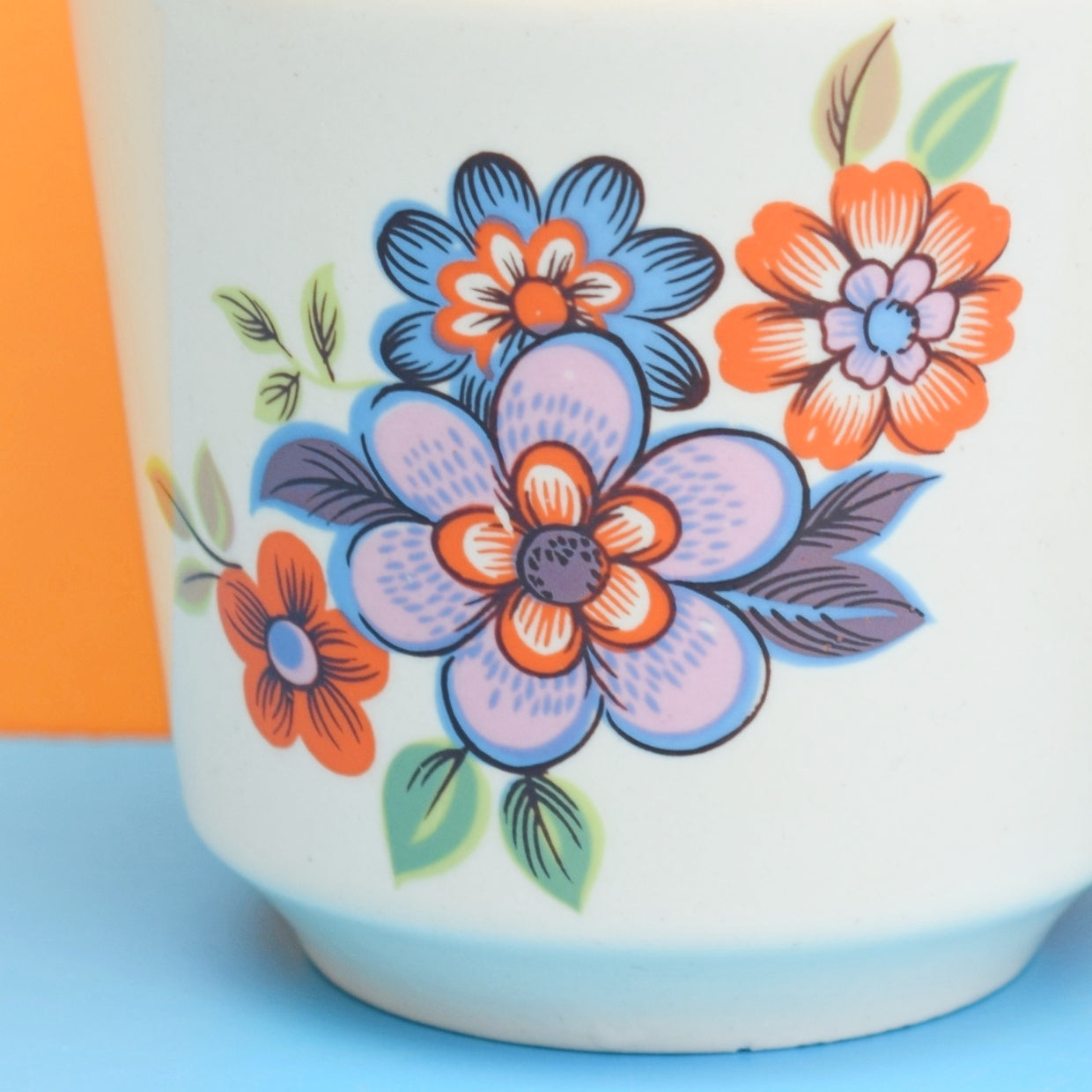 Vintage 1970s Flowery Mugs x2