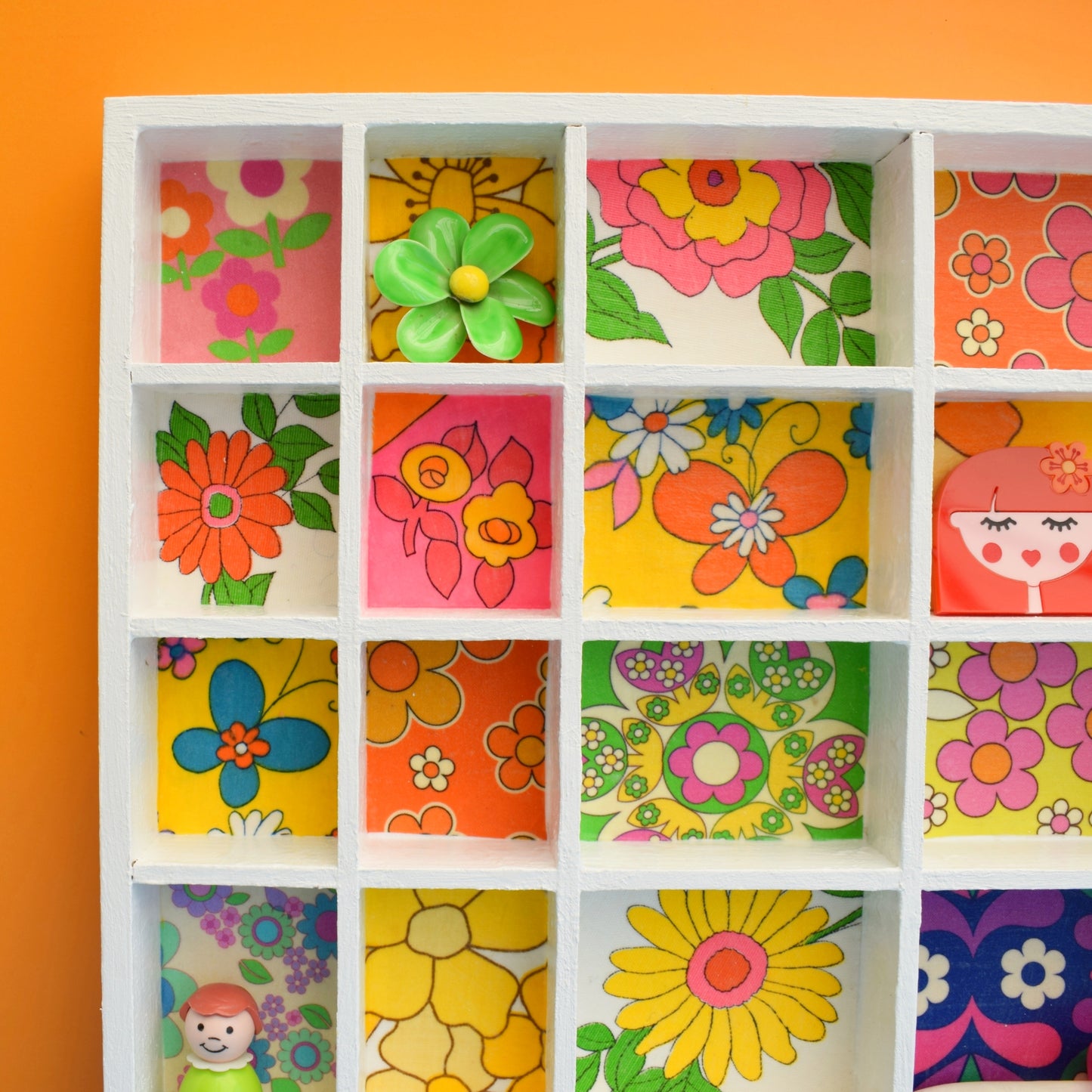 Vintage Retro Larger Wooden Display Unit - Wallpapered - Alice Apple