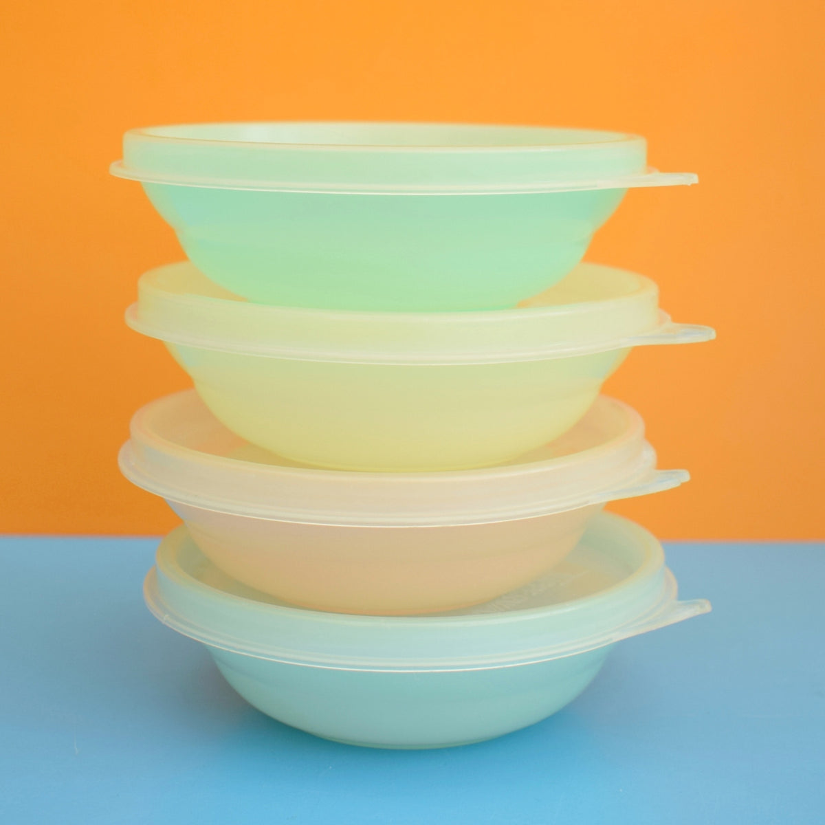 Vintage 1960s Plastic Tupperware Lidded Containers - Pastel Colours . by Pineapple Retro