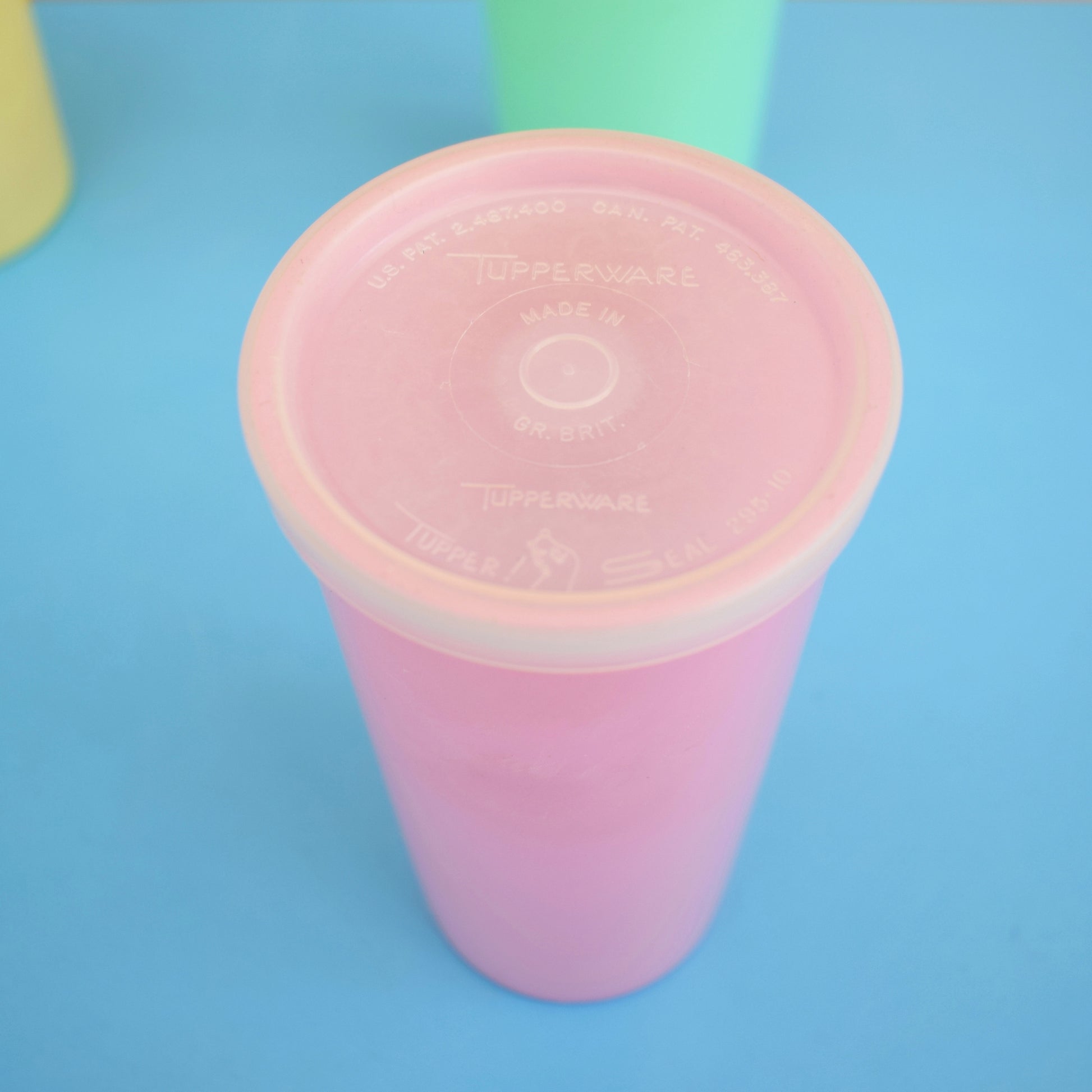 Vintage 1960s Plastic Tupperware Lidded Containers - Pastel Colours . by Pineapple Retro