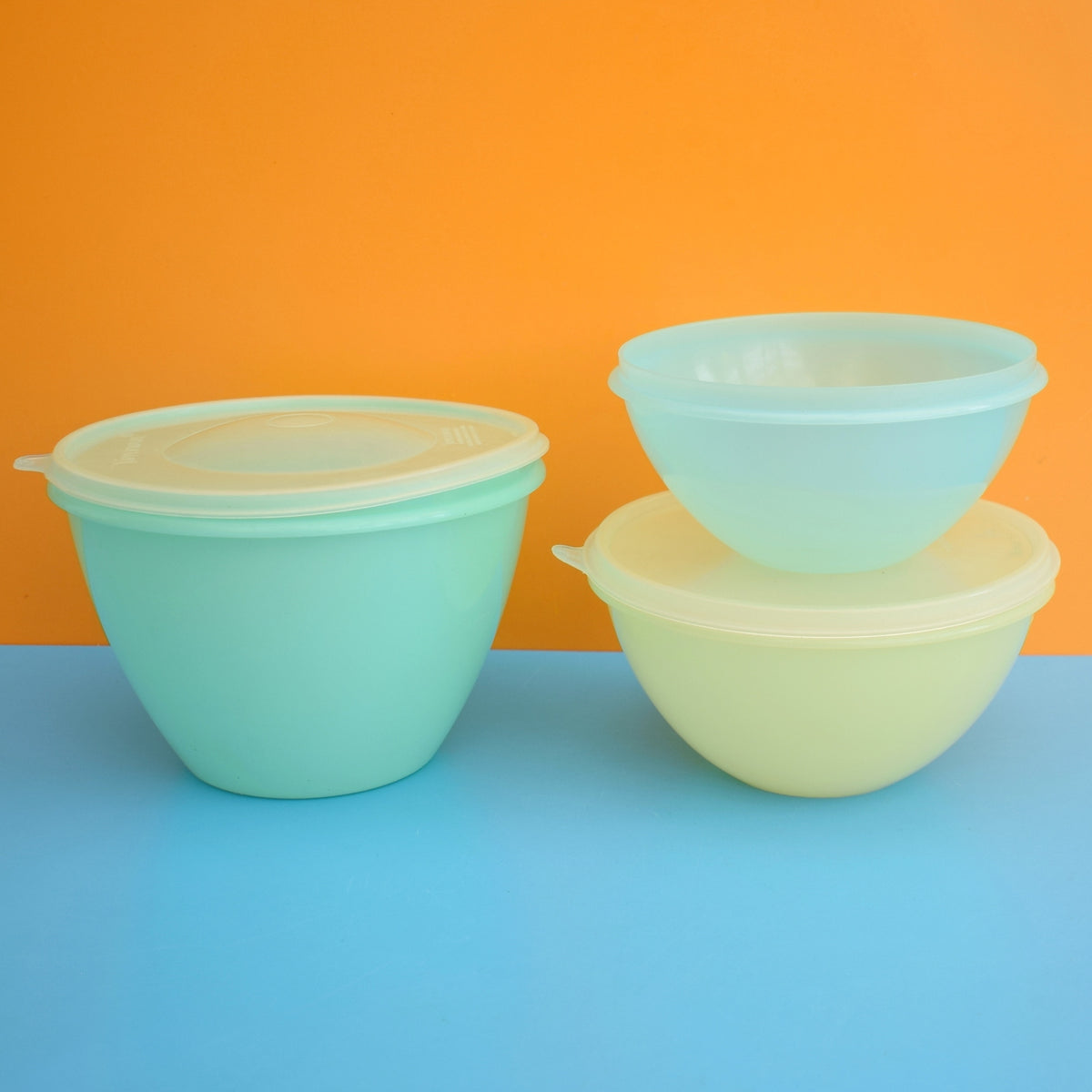 Vintage 1960s Plastic Tupperware Lidded Containers - Pastel Colours . by Pineapple Retro