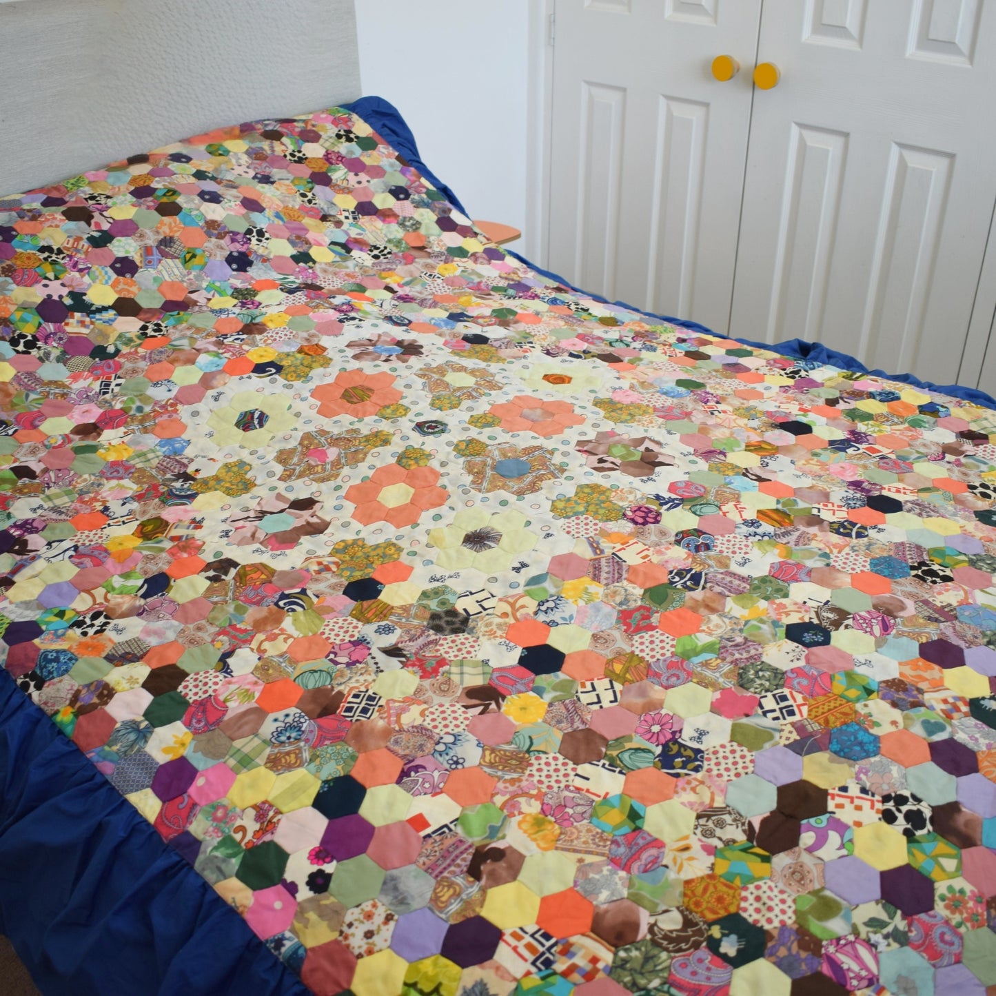 Vintage 1970s Fabric Patchwork Quilt / Bedcover