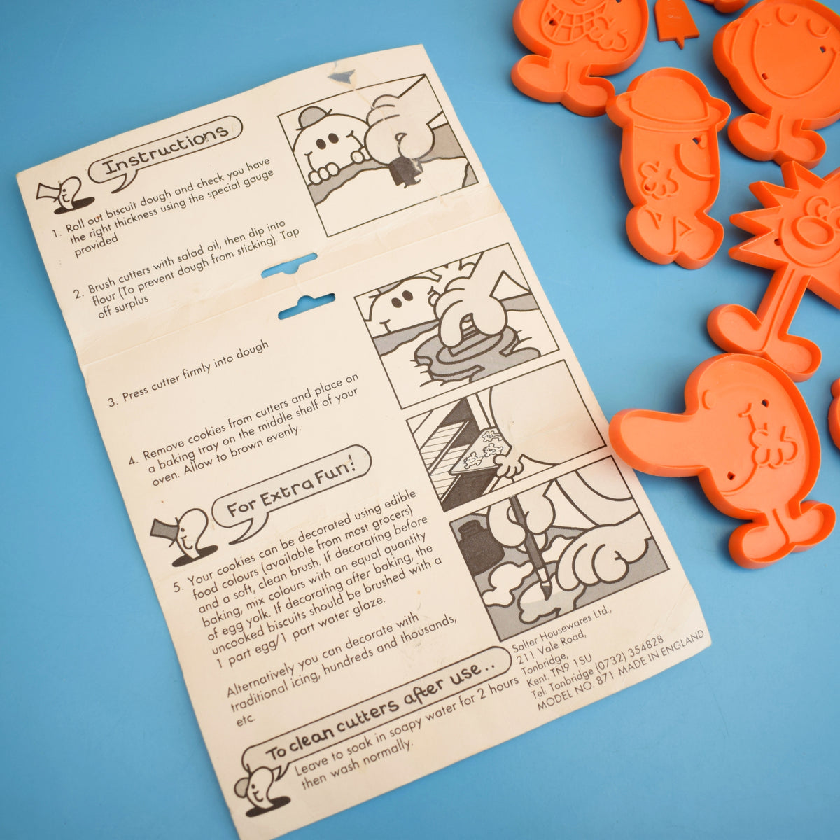 Vintage 1970s Biscuits / Cookie Cutters - Mr Men - Salter . by Pineapple Retro