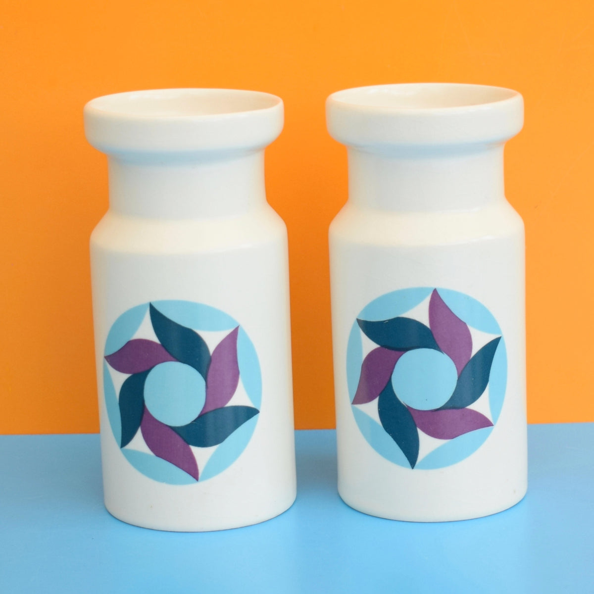 Vintage 1970s Sylvac Pinwheel Vase - Purple / Blue by Vintage