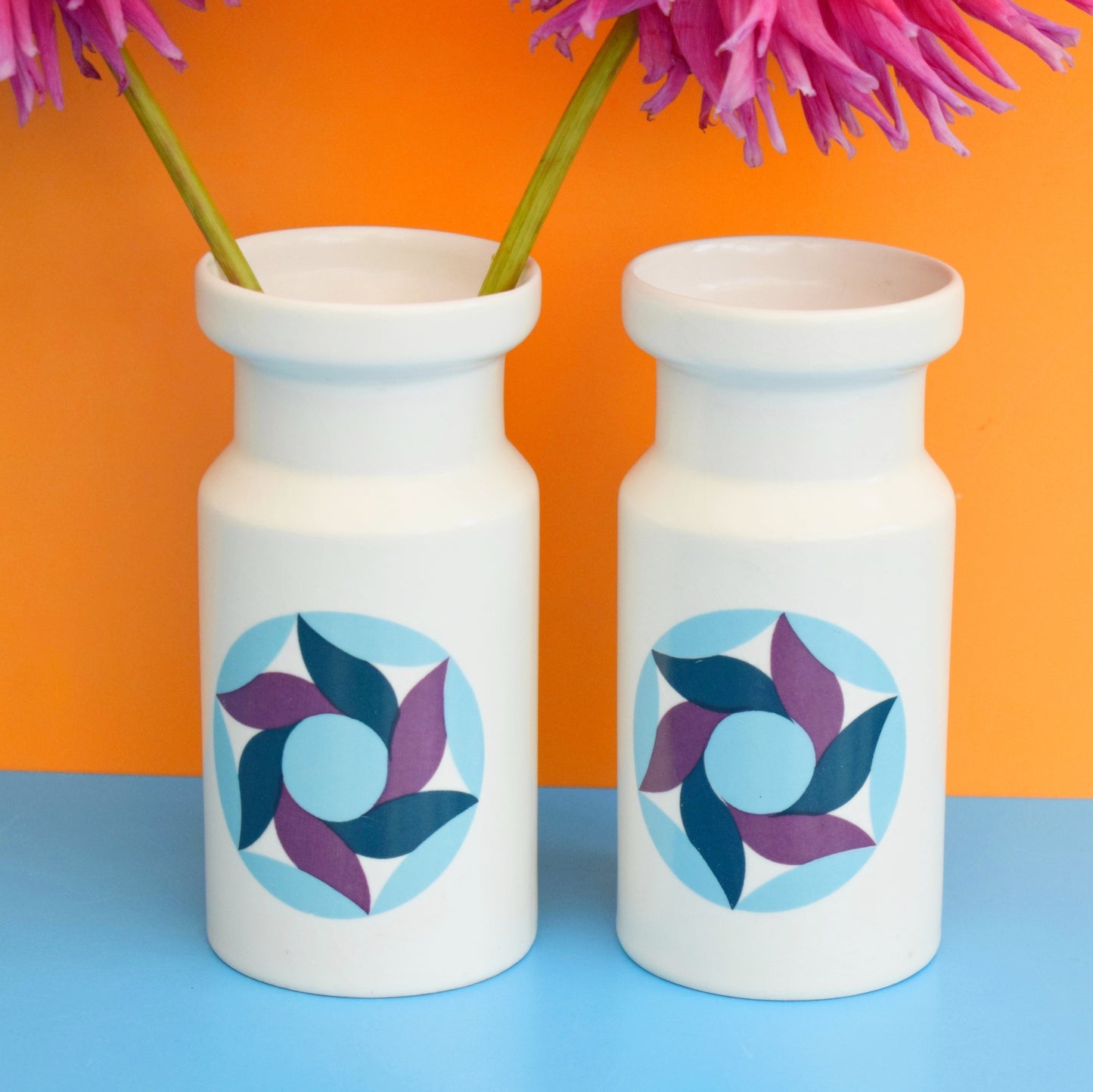 Vintage 1970s Sylvac Pinwheel Vase - Purple / Blue by Vintage