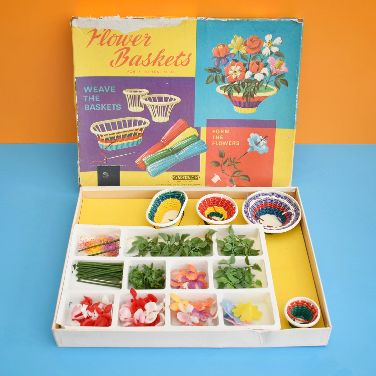 Vintage 1960s Plastic Flower Baskets Kit / Plastic Flower Kit by Pineapple Retro