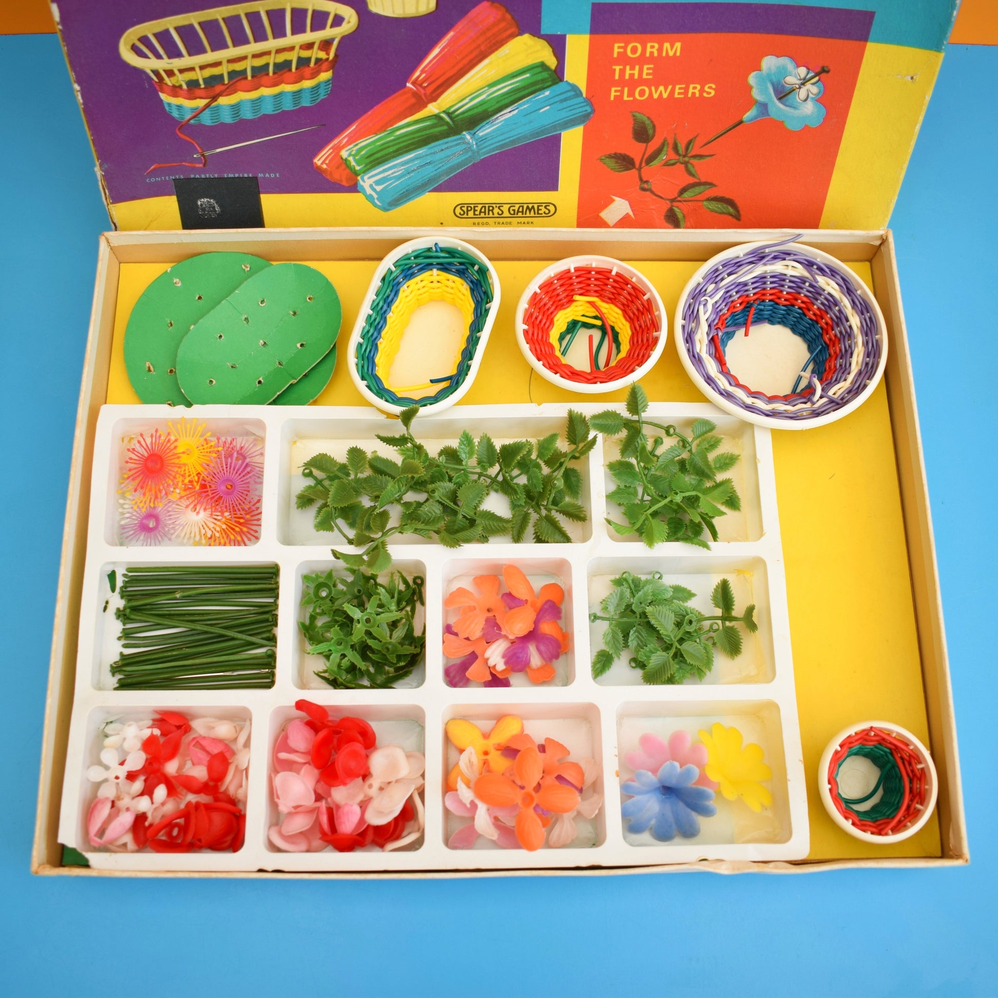 Vintage 1960s Plastic Flower Baskets Kit / Plastic Flower Kit by Pineapple Retro