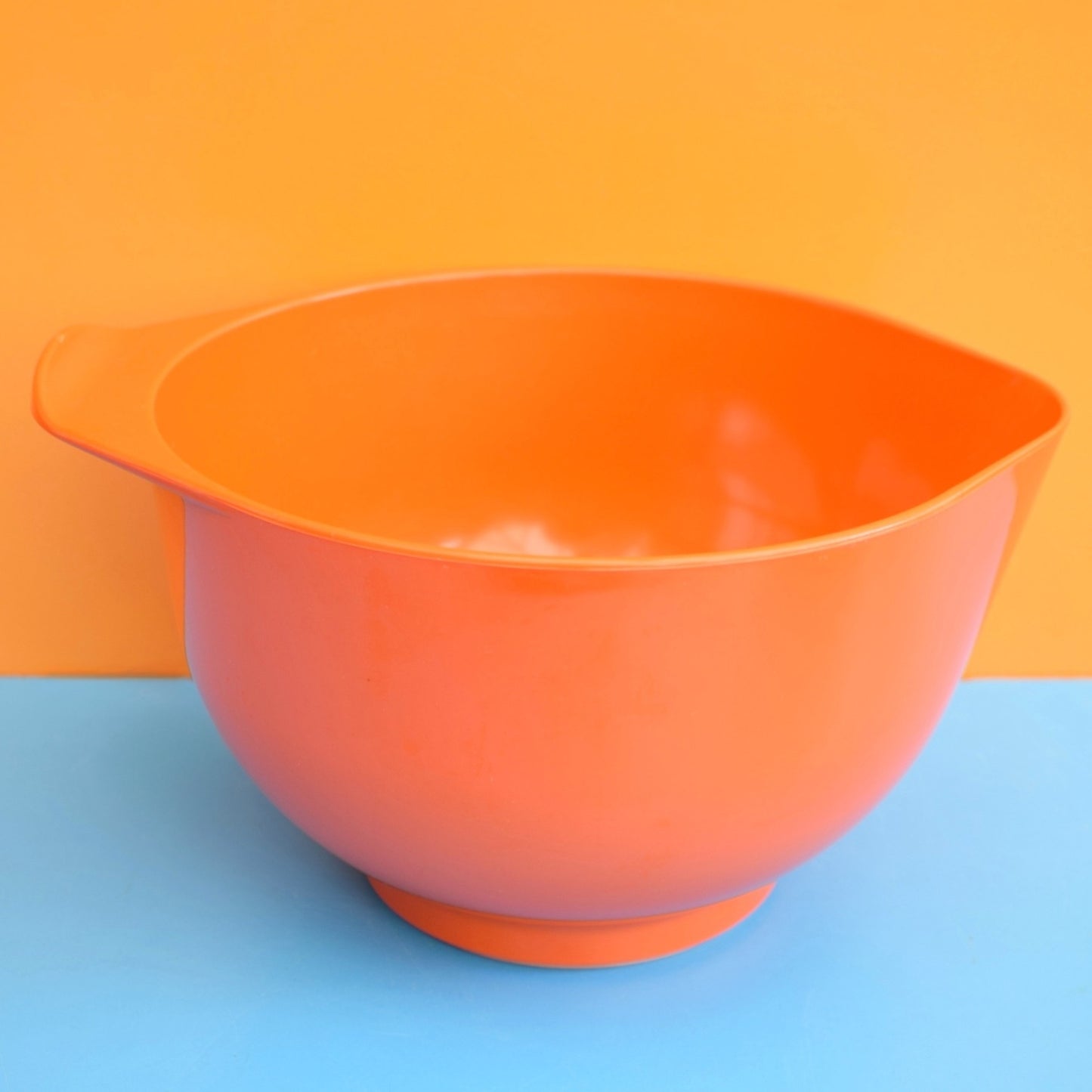 Vintage 1970s Plastic Bowls/ Utensils / Jug - Rosti / Addis