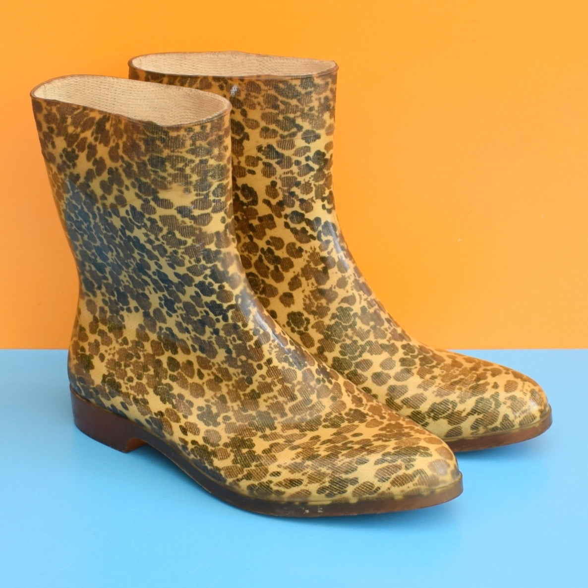 Vintage 1970s Short Leopard Print Wellies - Dunlop Sz 6 by Vintage