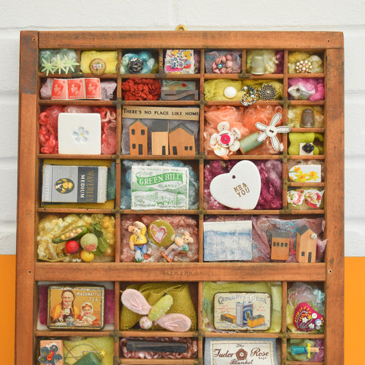 Vintage 1950s Wooden Printers Tray & Amazing Contents