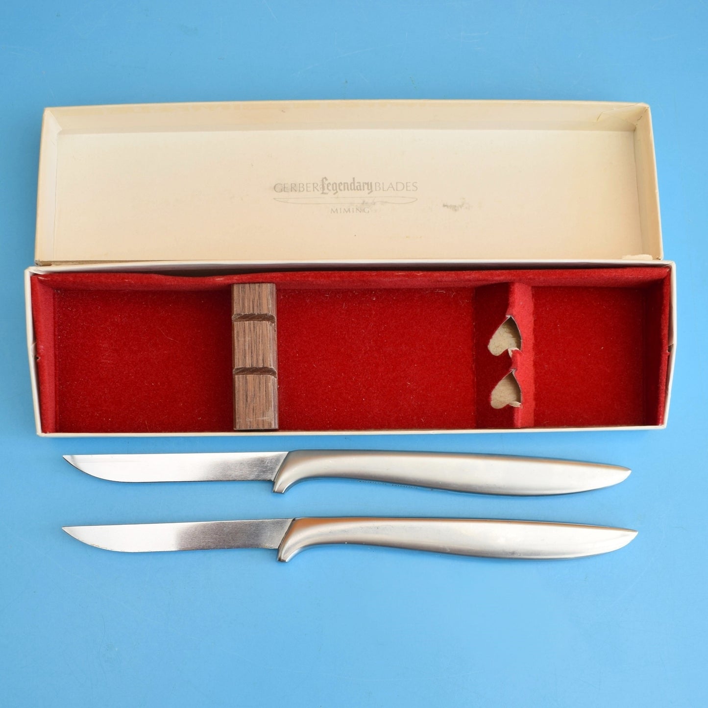 Vintage 1970s Steak Knives x2 - Gerber Legendary Blades - Miming - Boxed