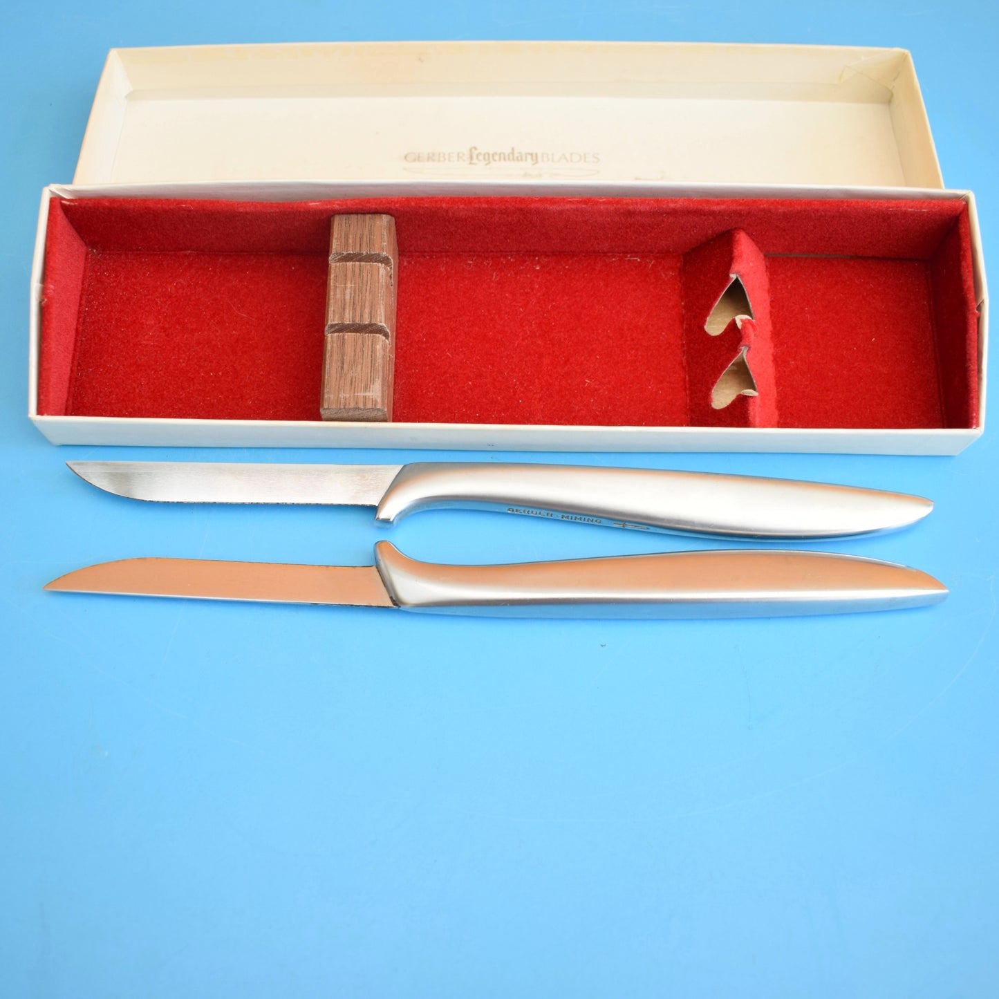 Vintage 1970s Steak Knives x2 - Gerber Legendary Blades - Miming - Boxed